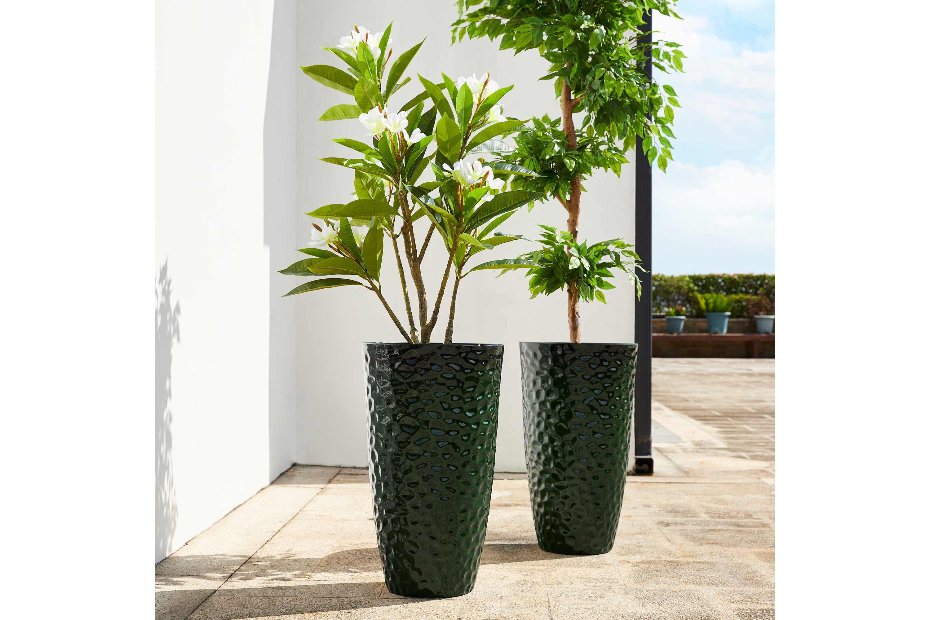 23.75"H Set of 2 Oversized Eco-Friendly PP and Stone Honeycomb Textured Red Tall Plastic Planter