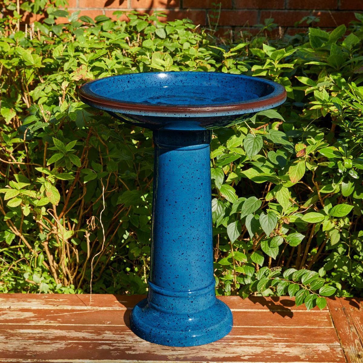 21.5"H Cobalt Blue Faux Ceramic  Tall Pedestal Birdbath(KD)