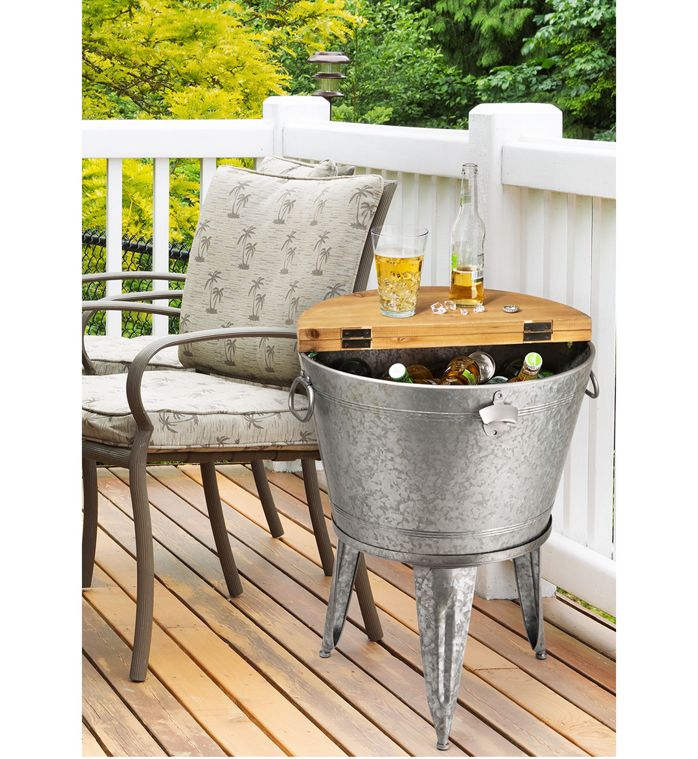 Beverage Tub with Metal Stand 