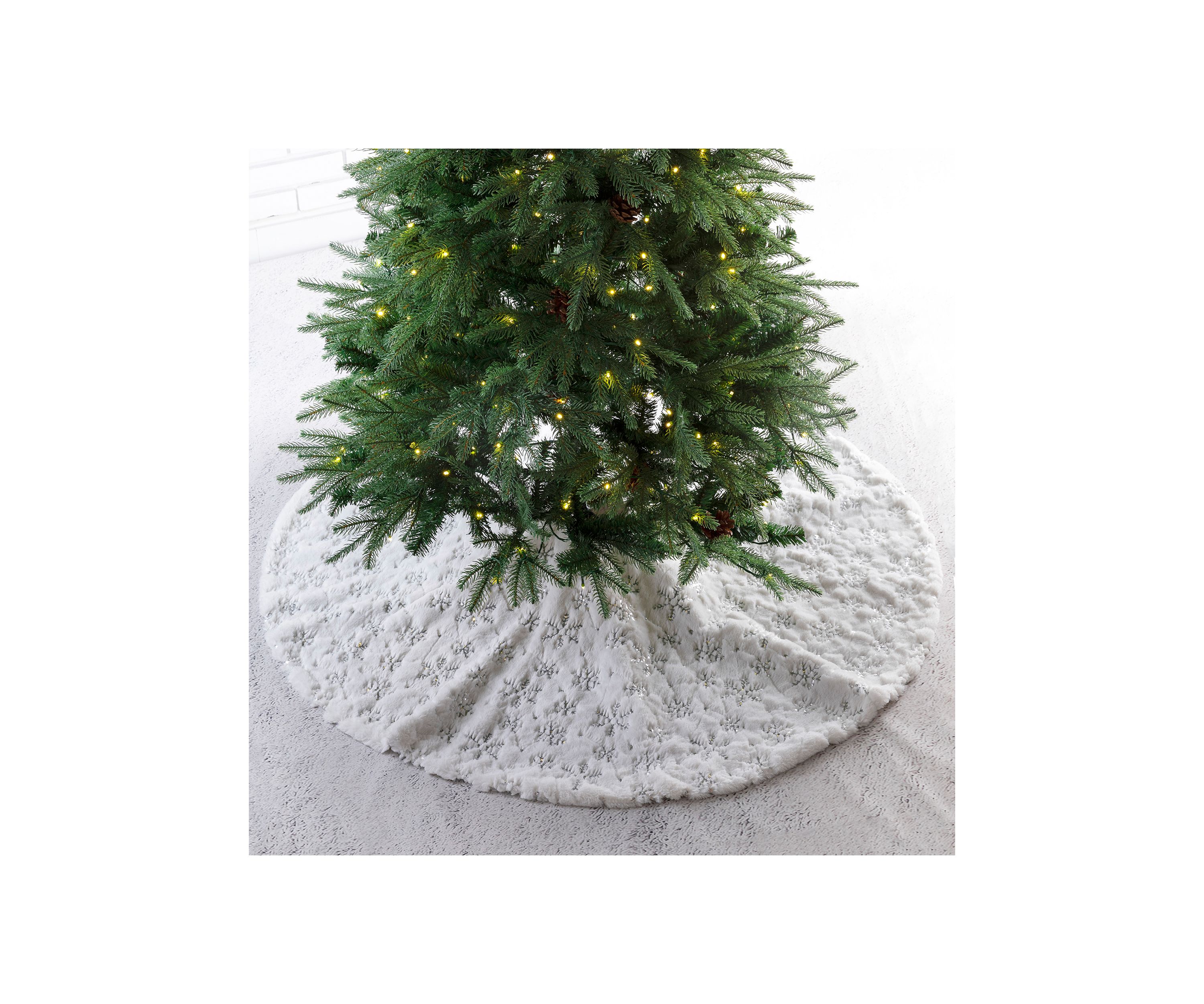 White Plush with Snowflake Christmas Tree Skirt