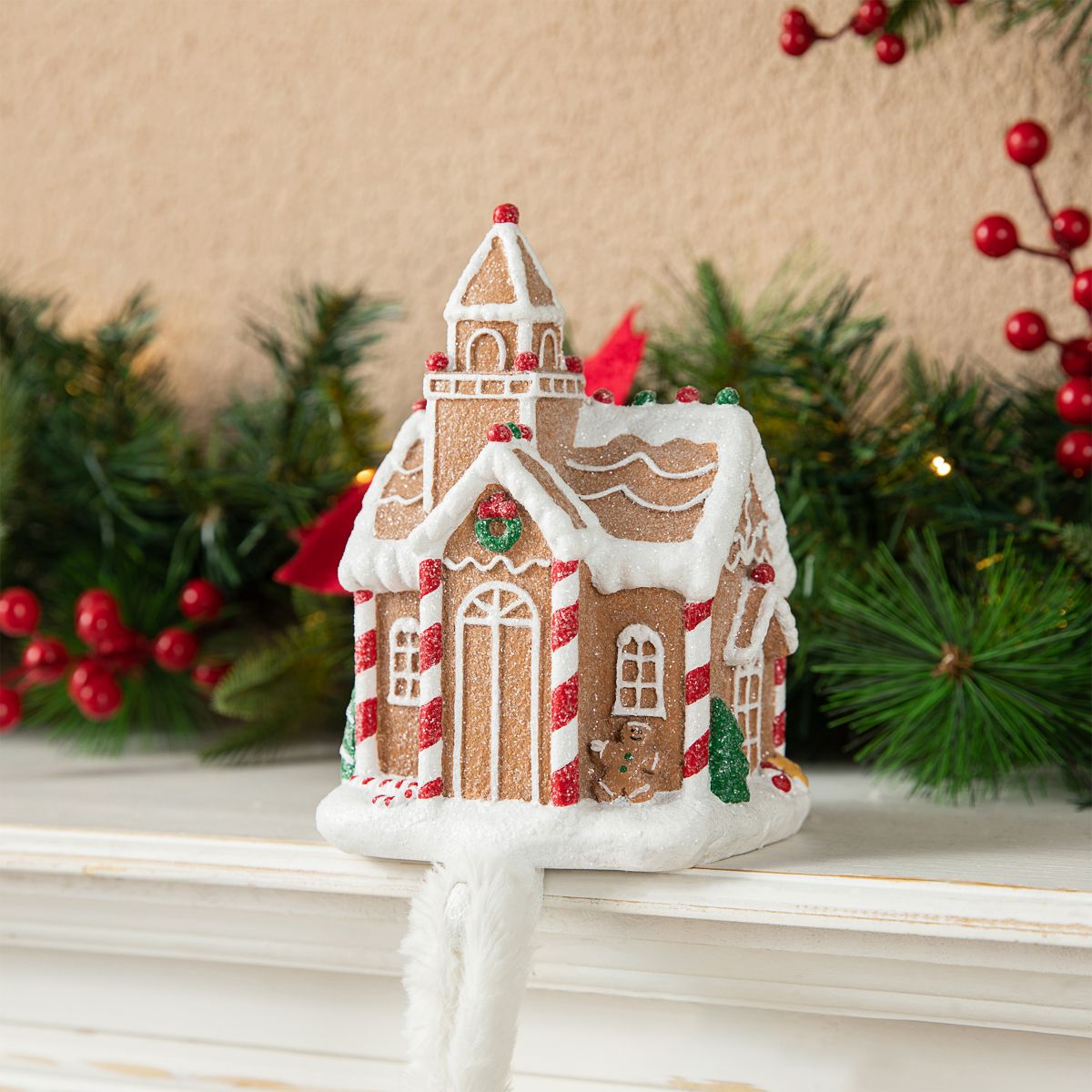 Set of 2 Resin Gingerbread House Stocking Holders