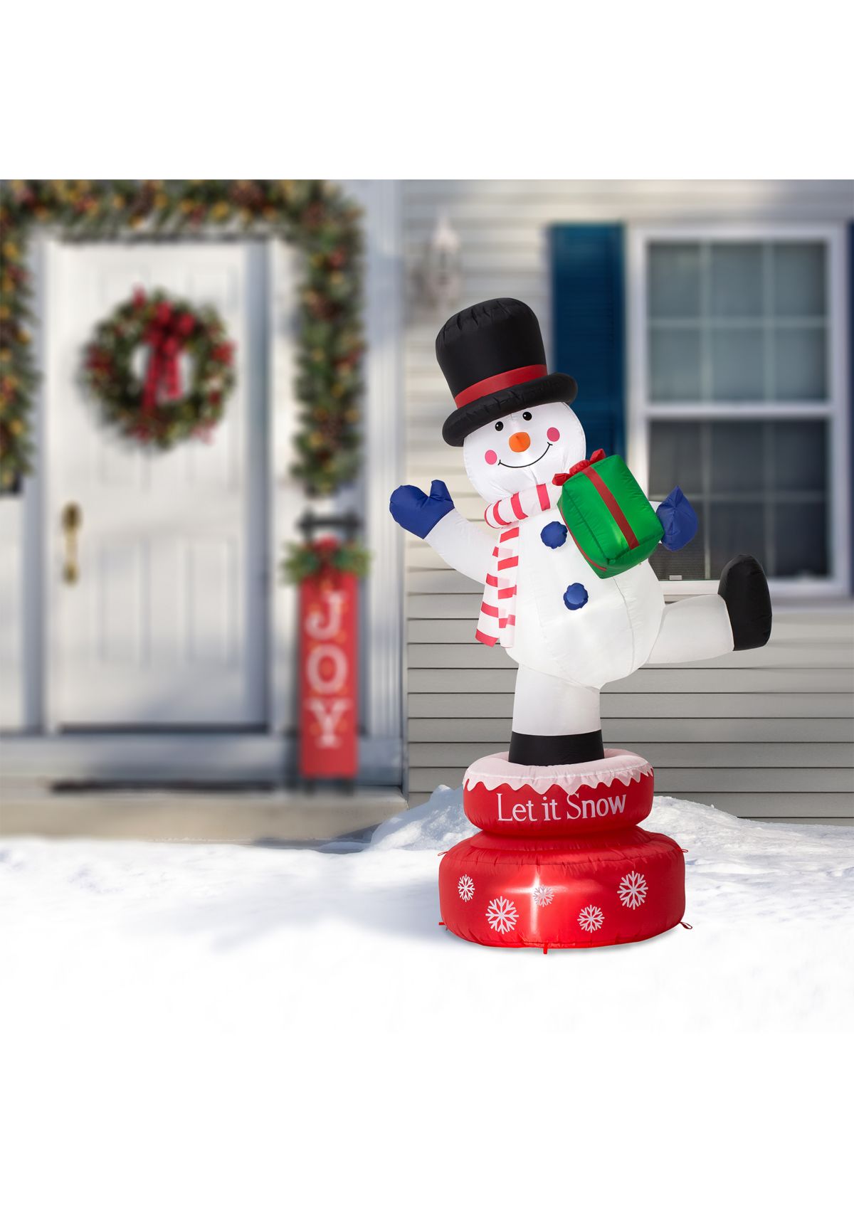 6-foot Lighted Inflatable Rotating Snowman Décor