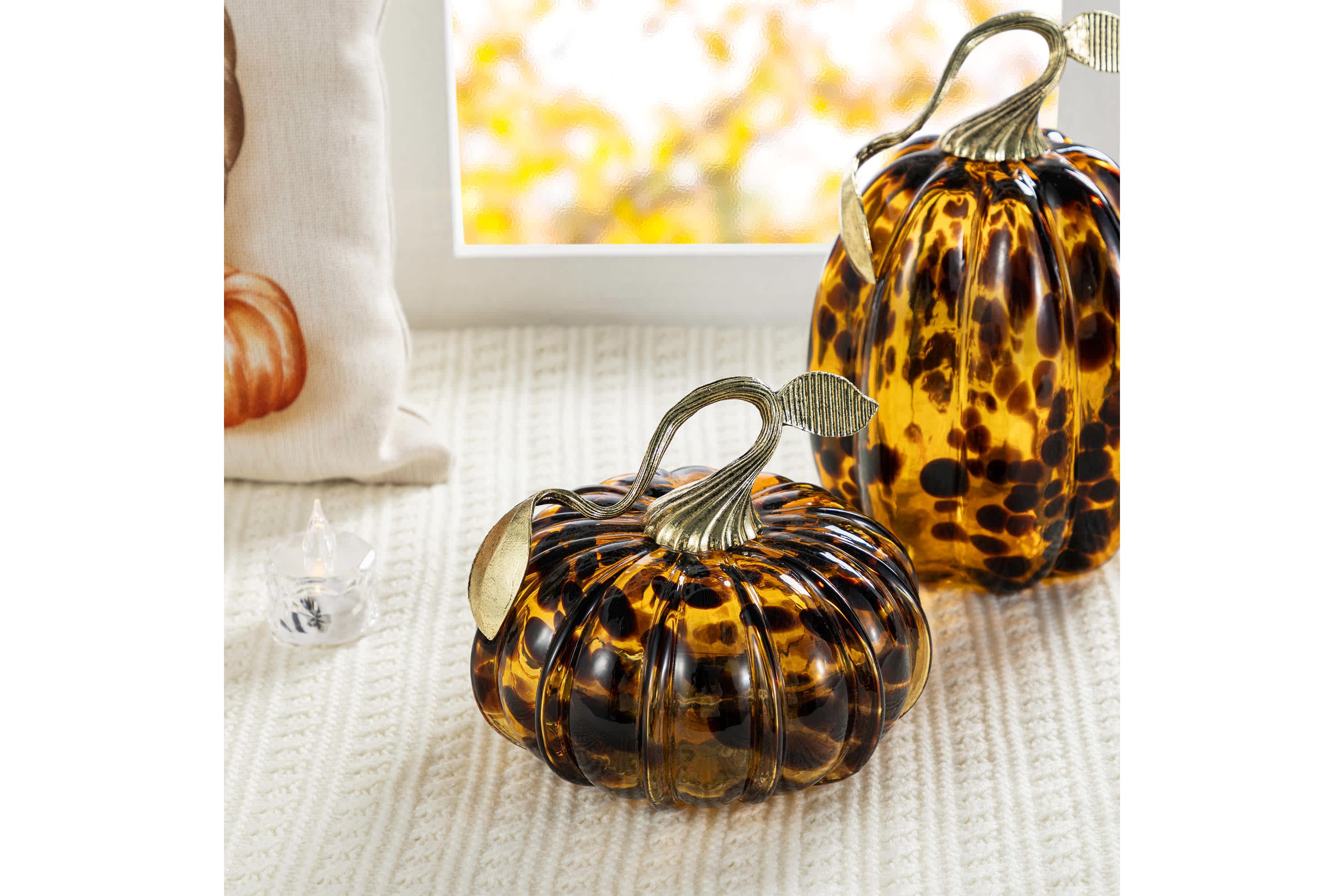 5.50"D Amber Dots Glass Pumpkin