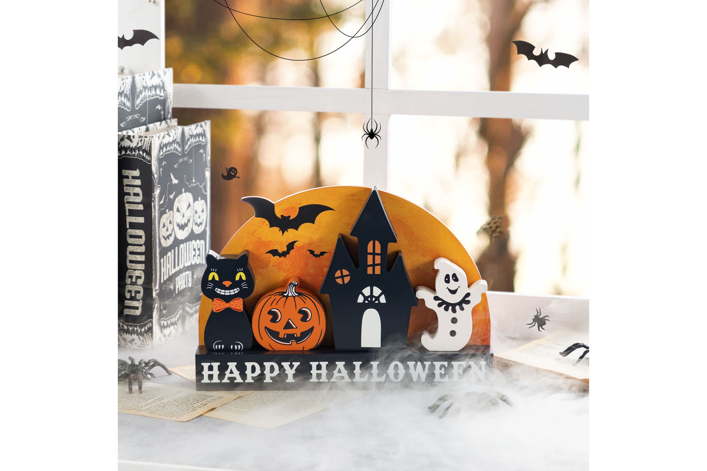 12"L S/5 HAPPY HALLOWEEN Wooden Table Block