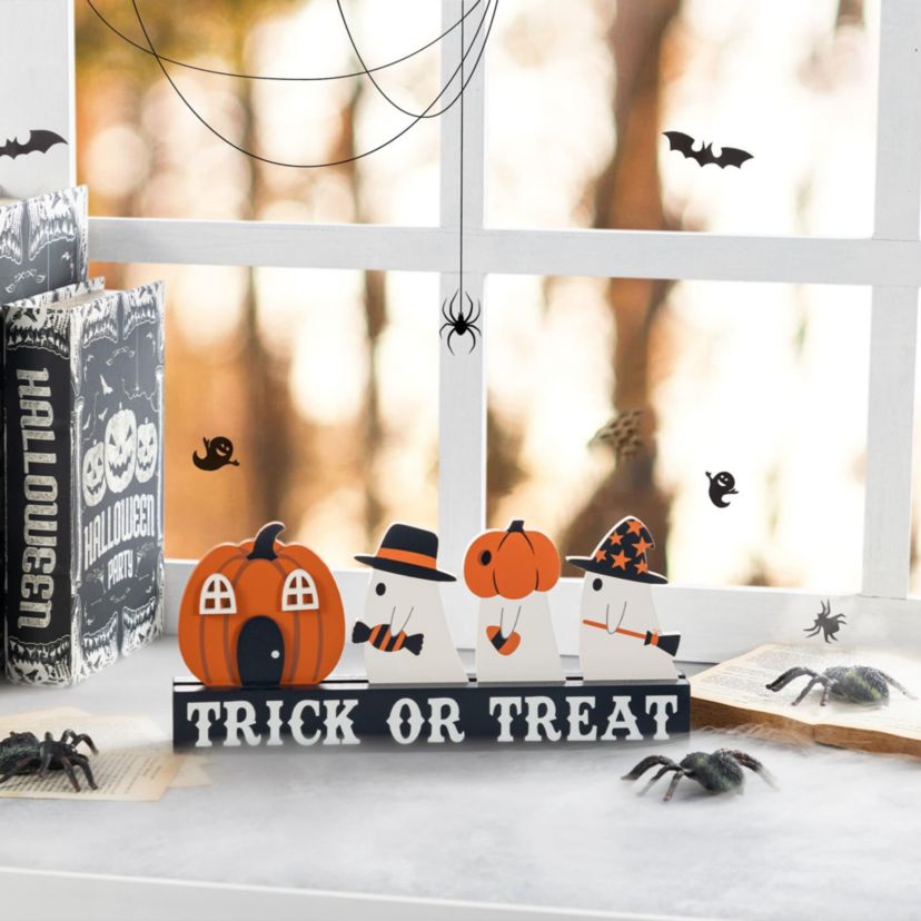 12"L Halloween Wooden TRICK OR TREAT Pumpkin & Ghosts Table Decor