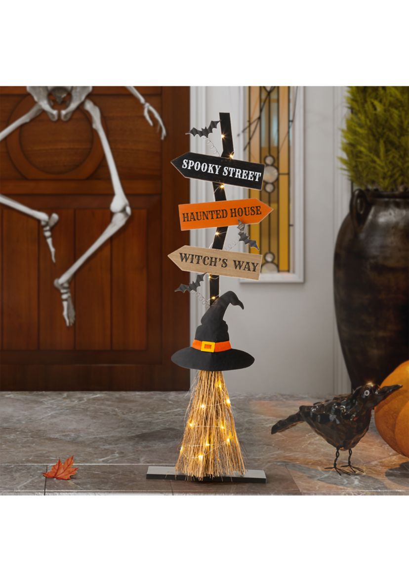 Lighted Wooden Witchs Broom Porch Décor
