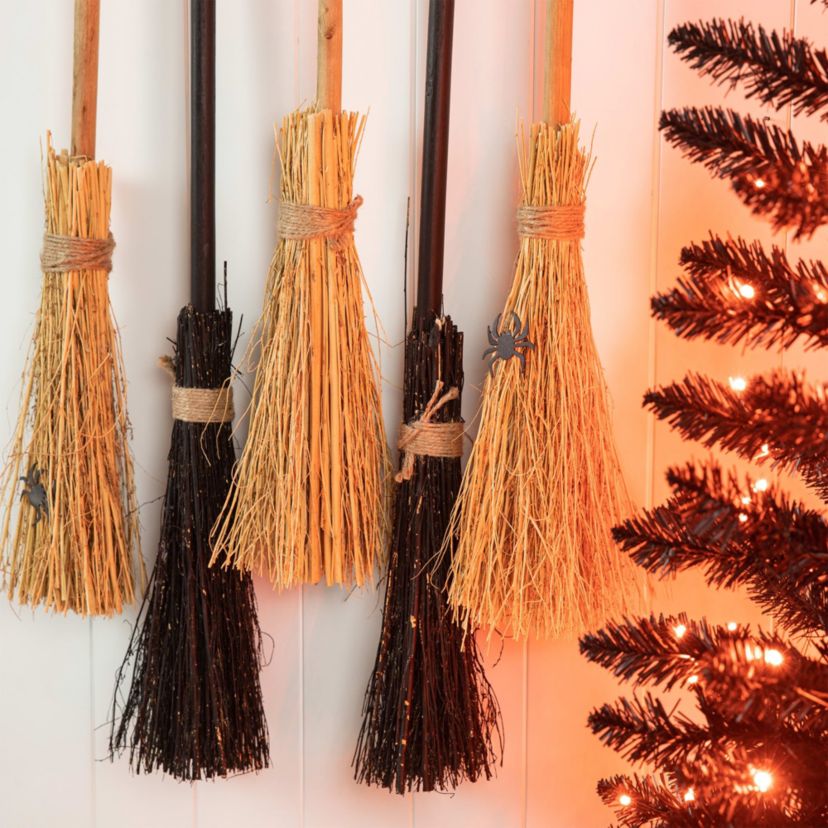 42"H Halloween Wooden Brooms Parking Porch Decor(KD)