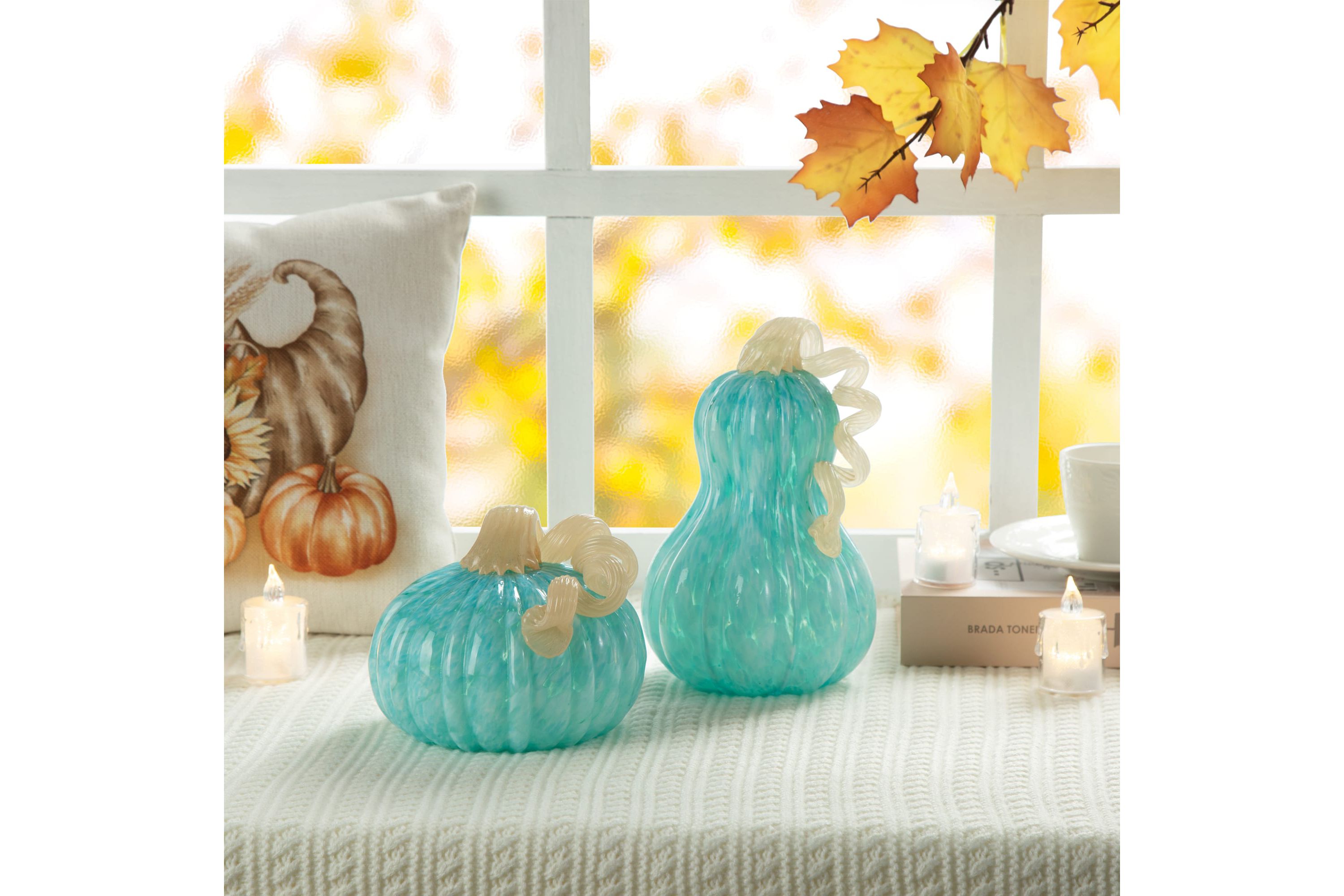 6"D Fall Turquoise Round Glass Pumpkin