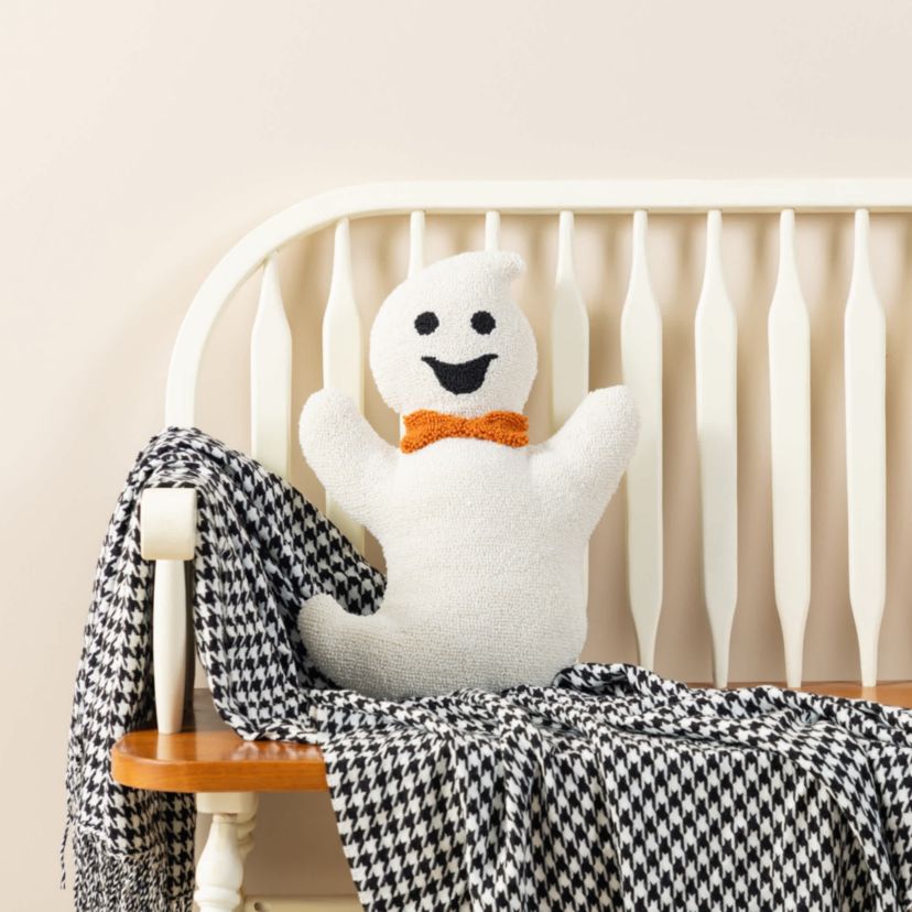 18"H Halloween Hooked Ghost Shaped  Pillow
