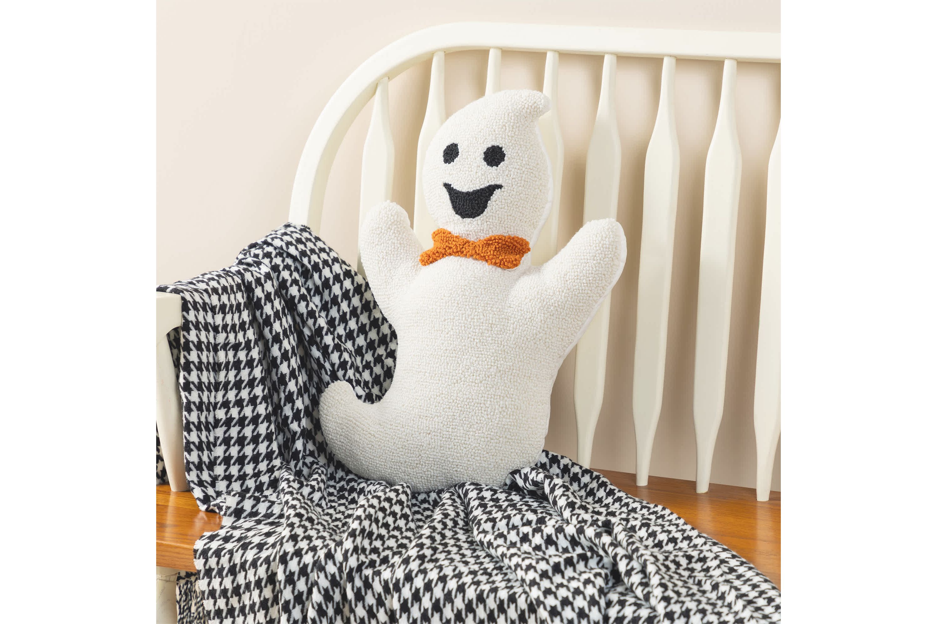 18"H Halloween Hooked Ghost Shaped  Pillow