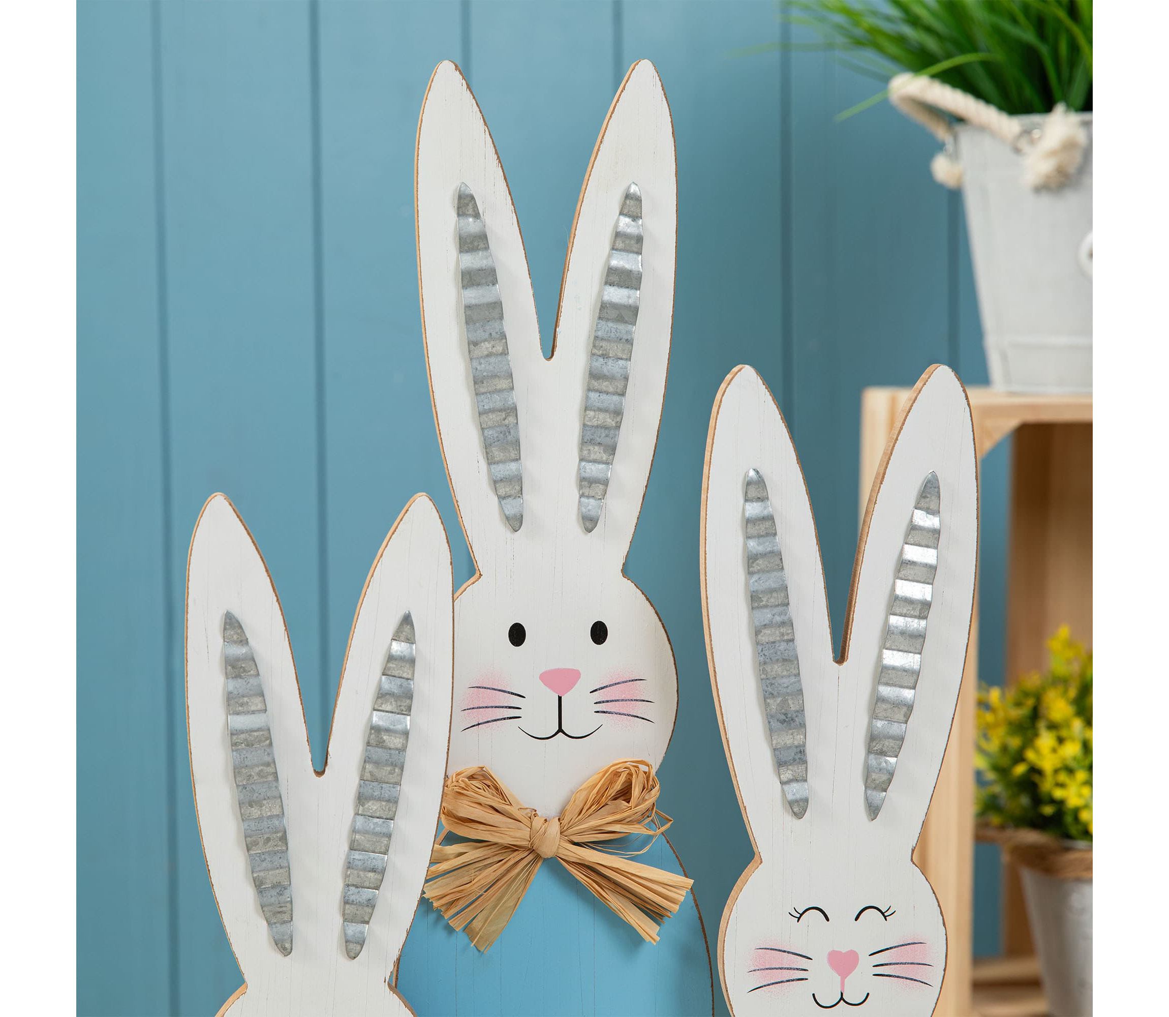 29.75"H Easter Wooden Bunny Family Porch Decor(KD)