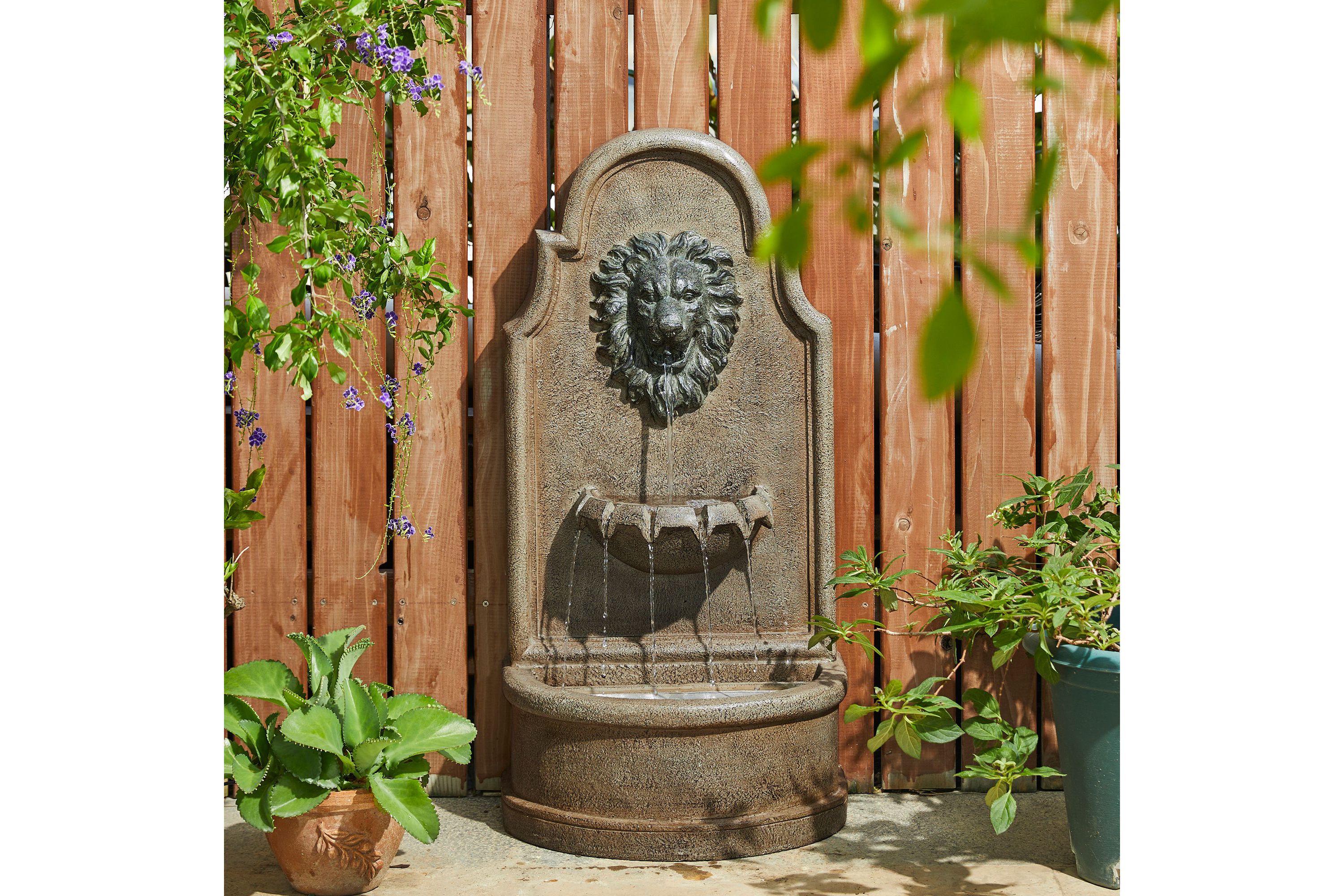 31.75H European Style 3-Tier Oversized Faux Granite Lion Head Polyresin Outdoor Fountain  with Pump and LED Light (KD)