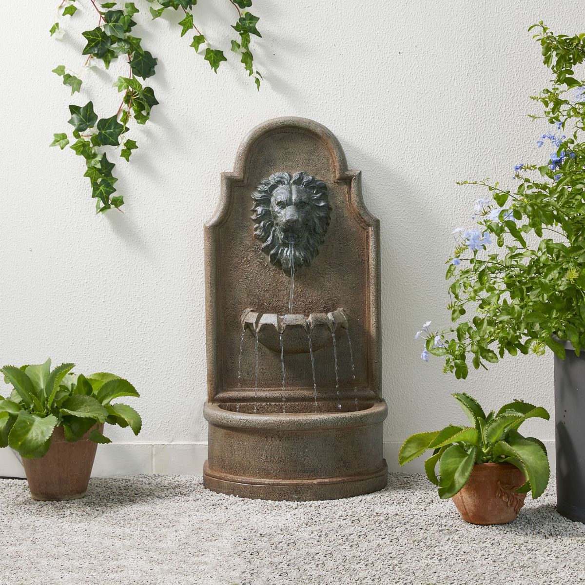 31.75H European Style 3-Tier Oversized Faux Granite Lion Head Polyresin Outdoor Fountain  with Pump and LED Light (KD)