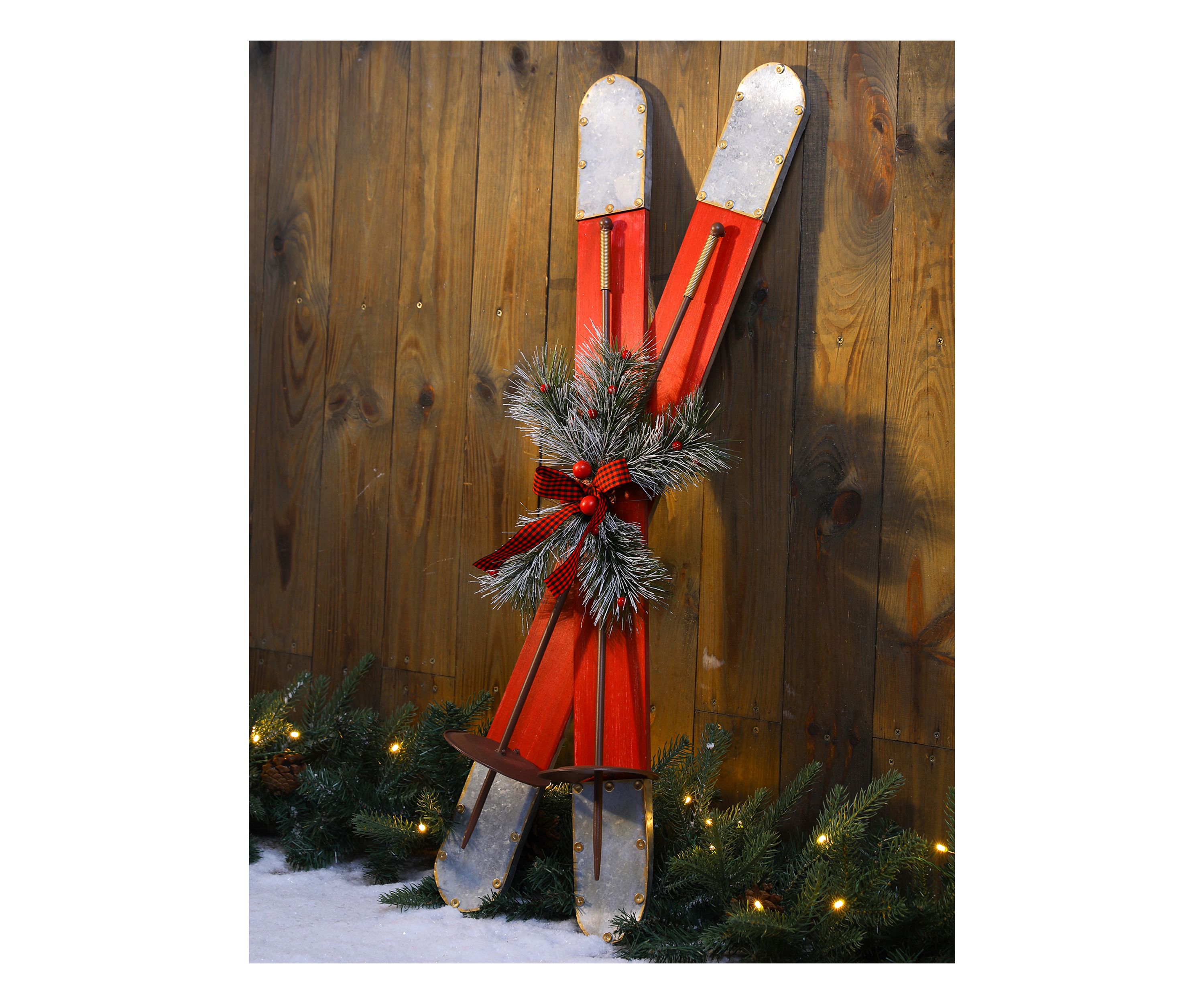 Red Wooden/Galvanized Ski Porch Décor