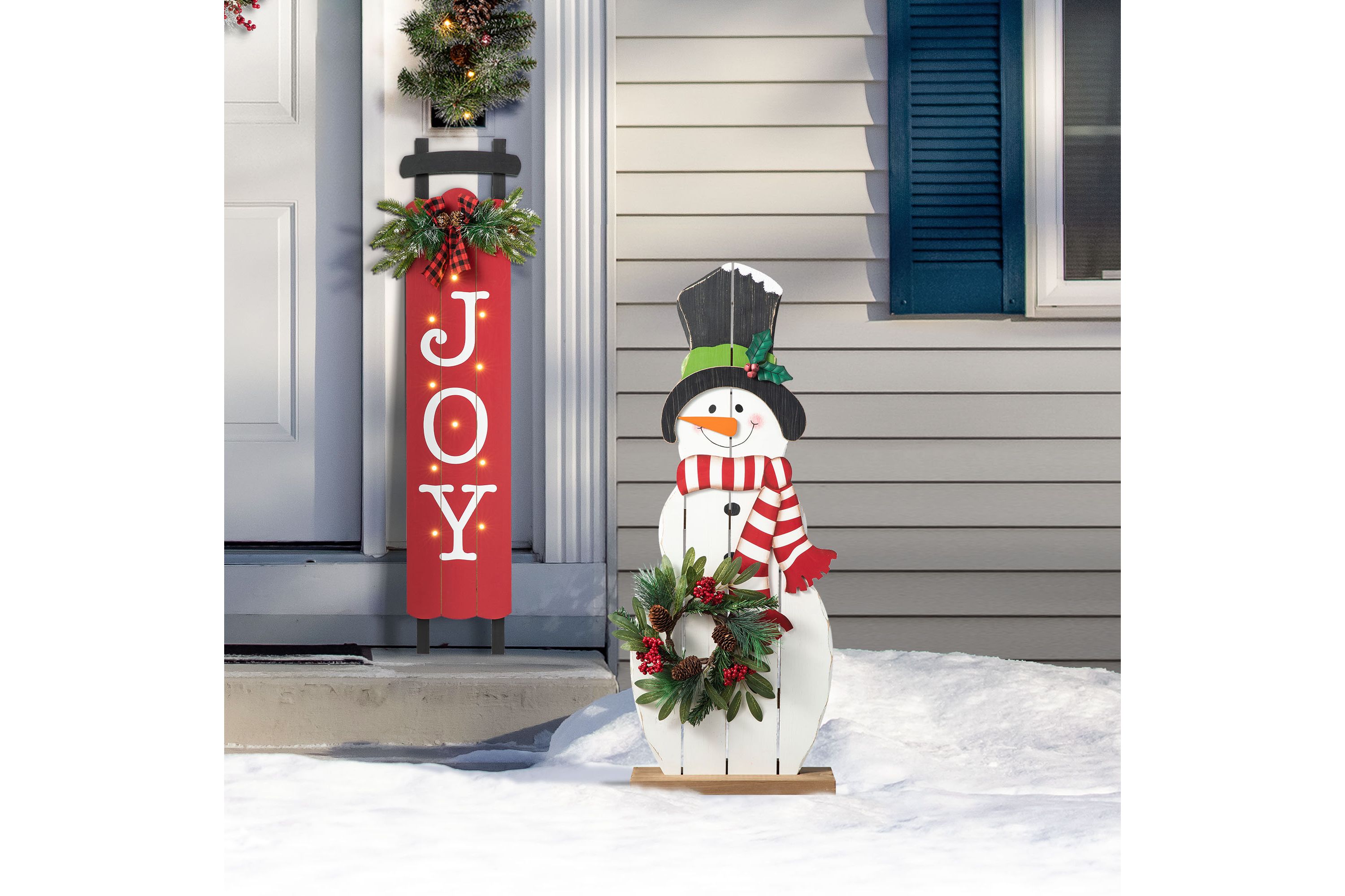 36"H Christmas Wooden/Metal Snowman Porch Decor with Floral Wreath(KD)
