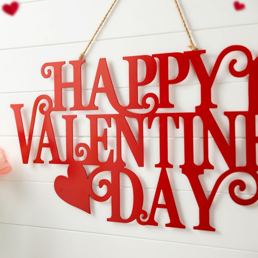 24"L Metal "HAPPY VALENTINES  DAY" Wall Decor