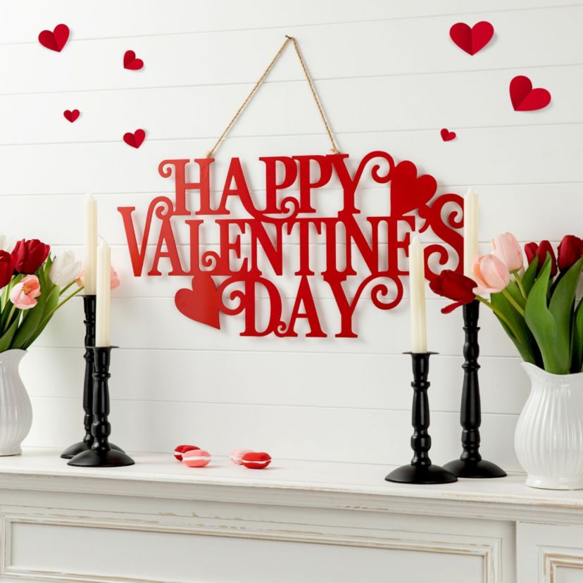 24"L Metal "HAPPY VALENTINES  DAY" Wall Decor