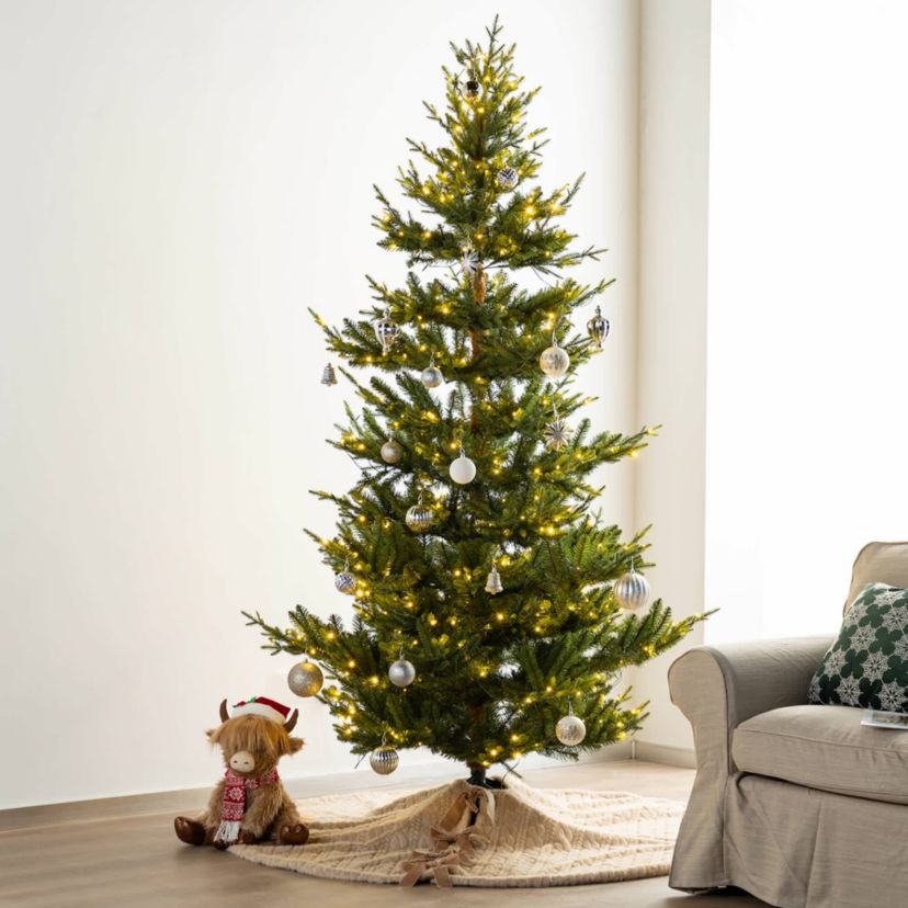 60"D Deluxe Reversible Milk Coffee Twisted Faux Marten Fur/Korean Fleece Christmas Tree Skirt