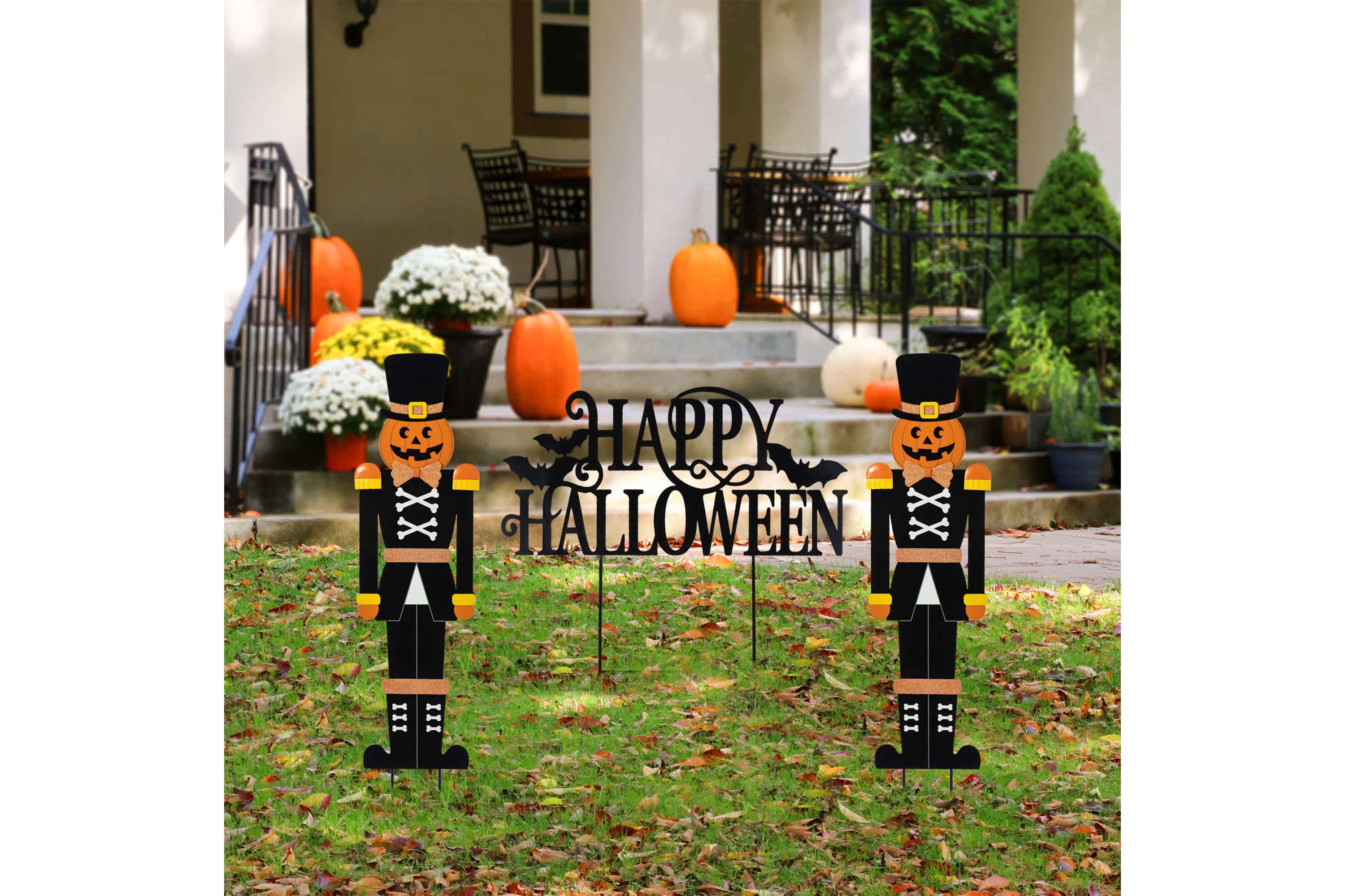 32"H S/3 Halloween Metal Nutcracker and HAPPY HALLOWEEN Yard Stake (KD)