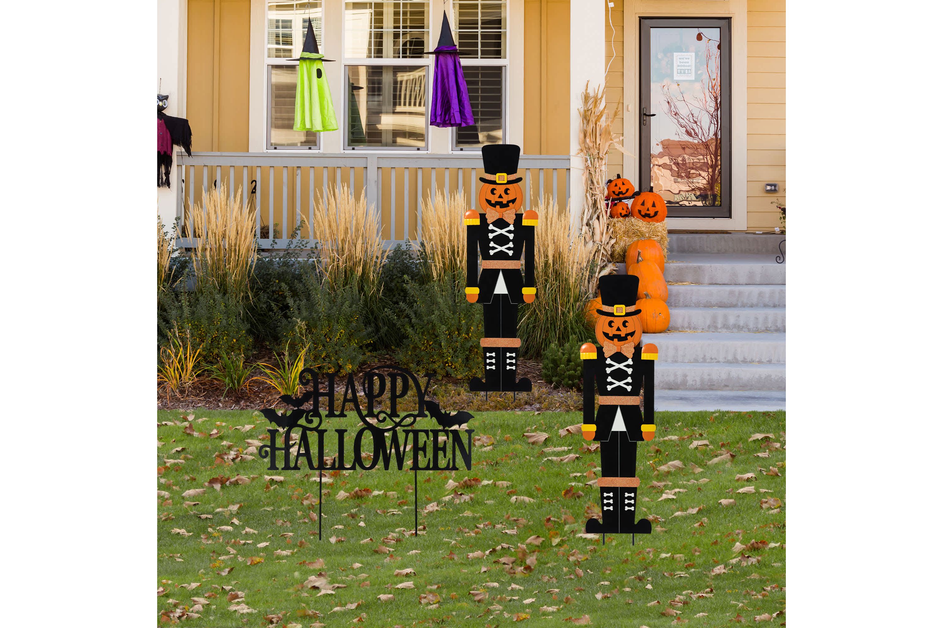 32"H S/3 Halloween Metal Nutcracker and HAPPY HALLOWEEN Yard Stake (KD)