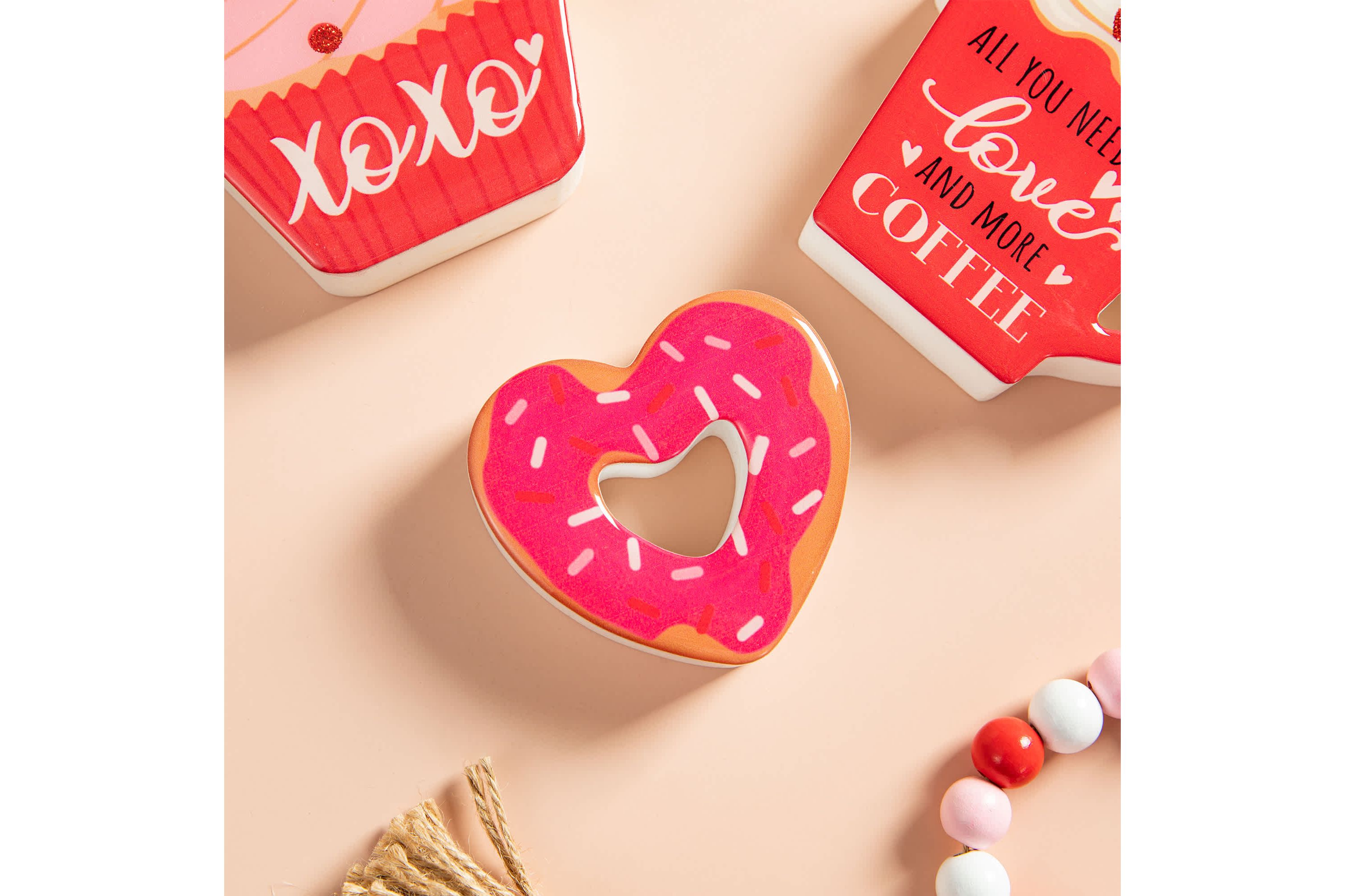 7"H Set of 4 Valentines Epoxy Wooden Cup Cakes and Heart Table Tiered Tray Set
