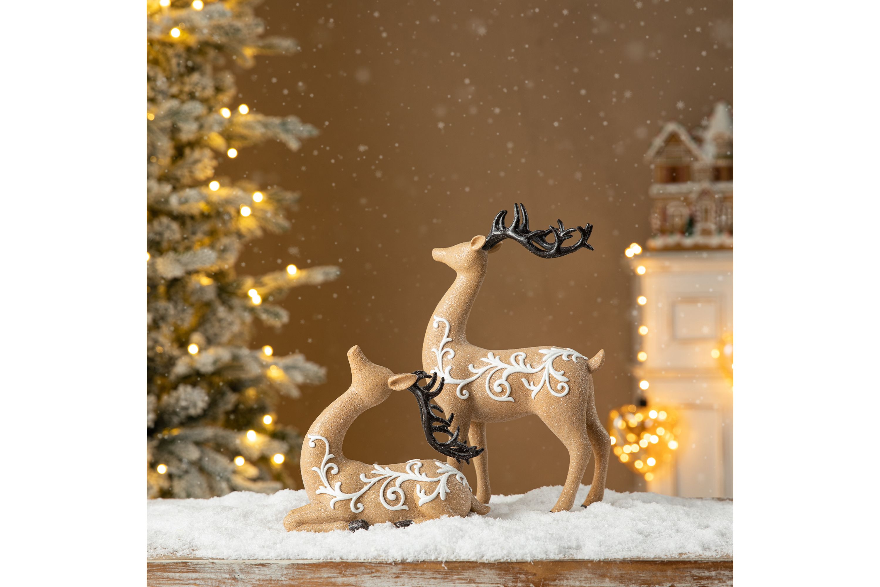 Set of 2 Resin Christmas Reindeer Table Decor