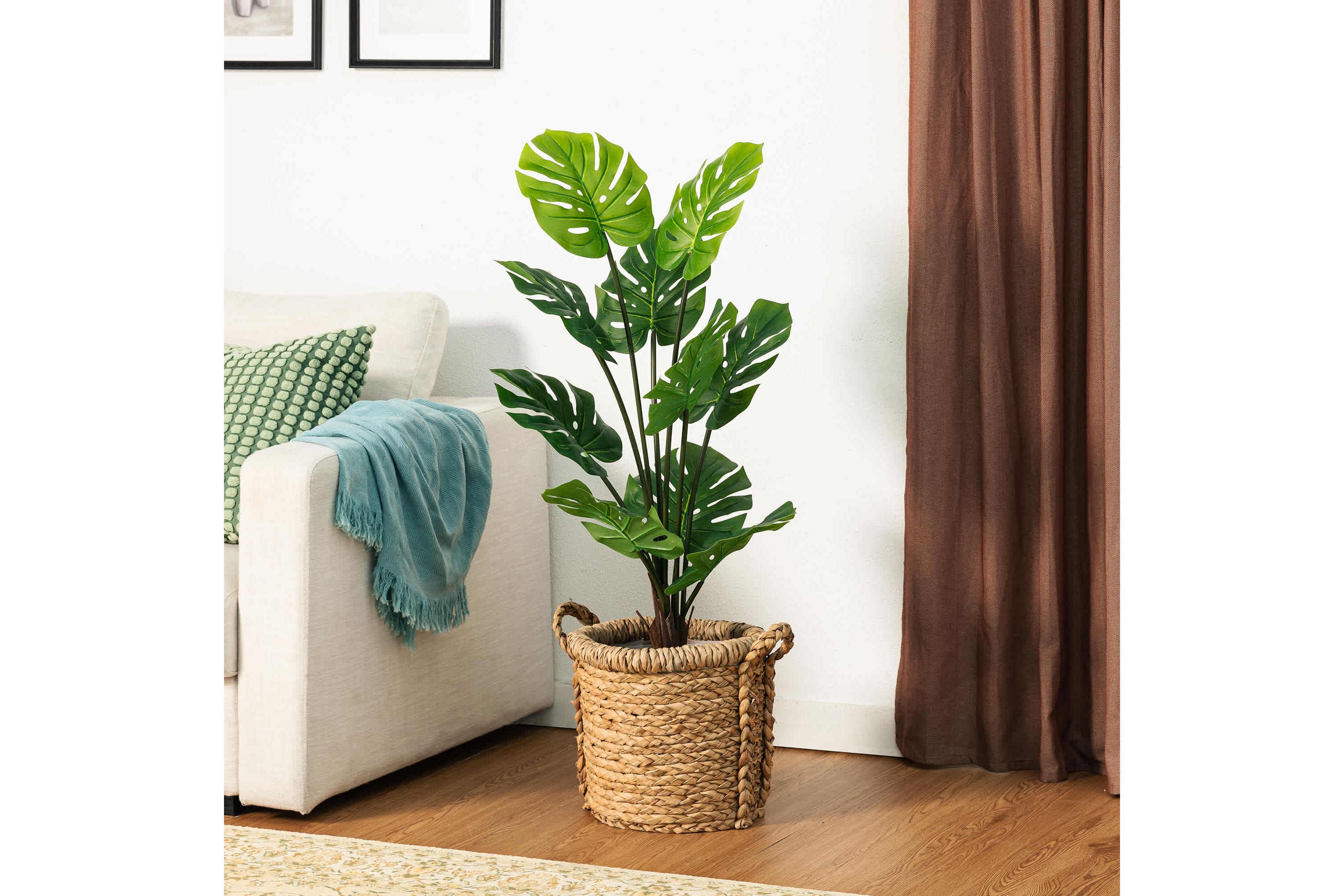 3.5ft. Faux Monstera deliciosa Liebm in PotOverall: 18.00"L X 18.00"W X 41.00"HPot Size：6"D X 5"H