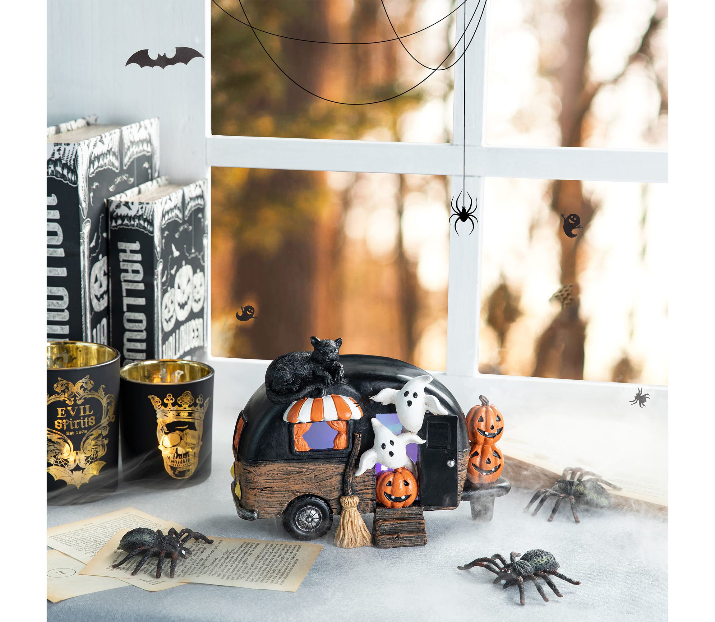 9.25L Halloween Polyresin Lighted Camper W/Ghost& Pumpkin&Black Cat Table Decor
