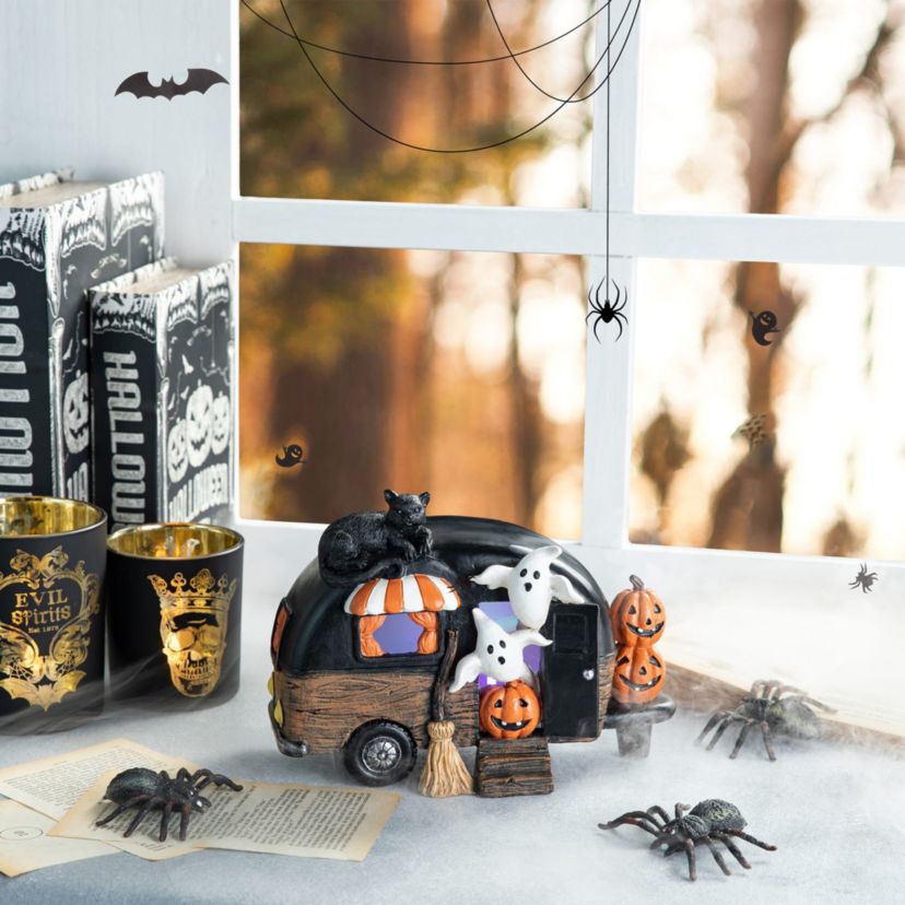 9.25L Halloween Polyresin Lighted Camper W/Ghost& Pumpkin&Black Cat Table Decor