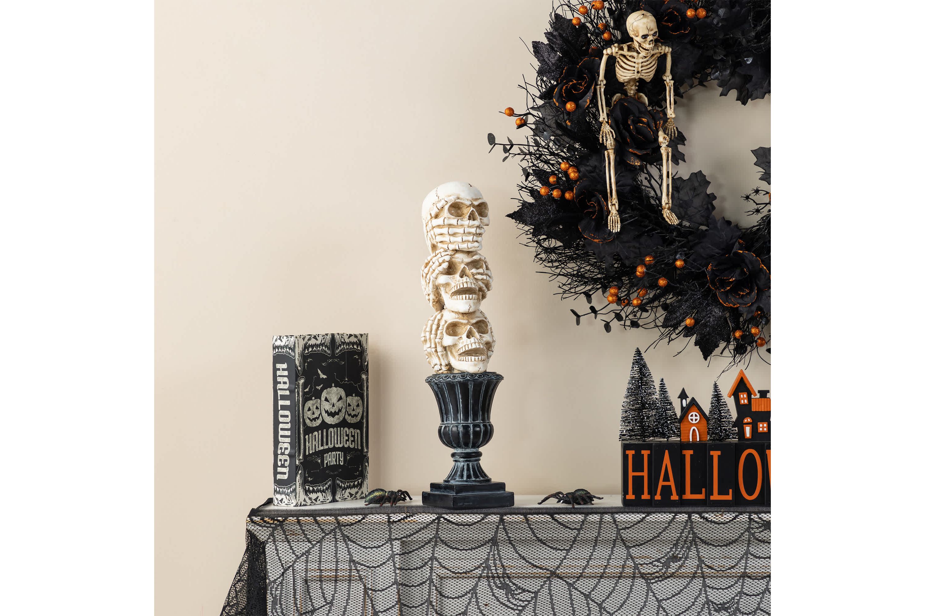 18H Halloween Resin Stacked Skull Table Decor