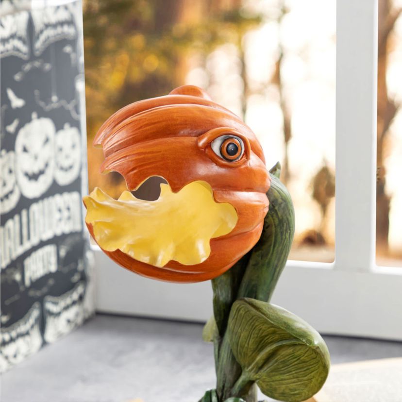 8.75H Halloween Resin Chomper Table Decor
