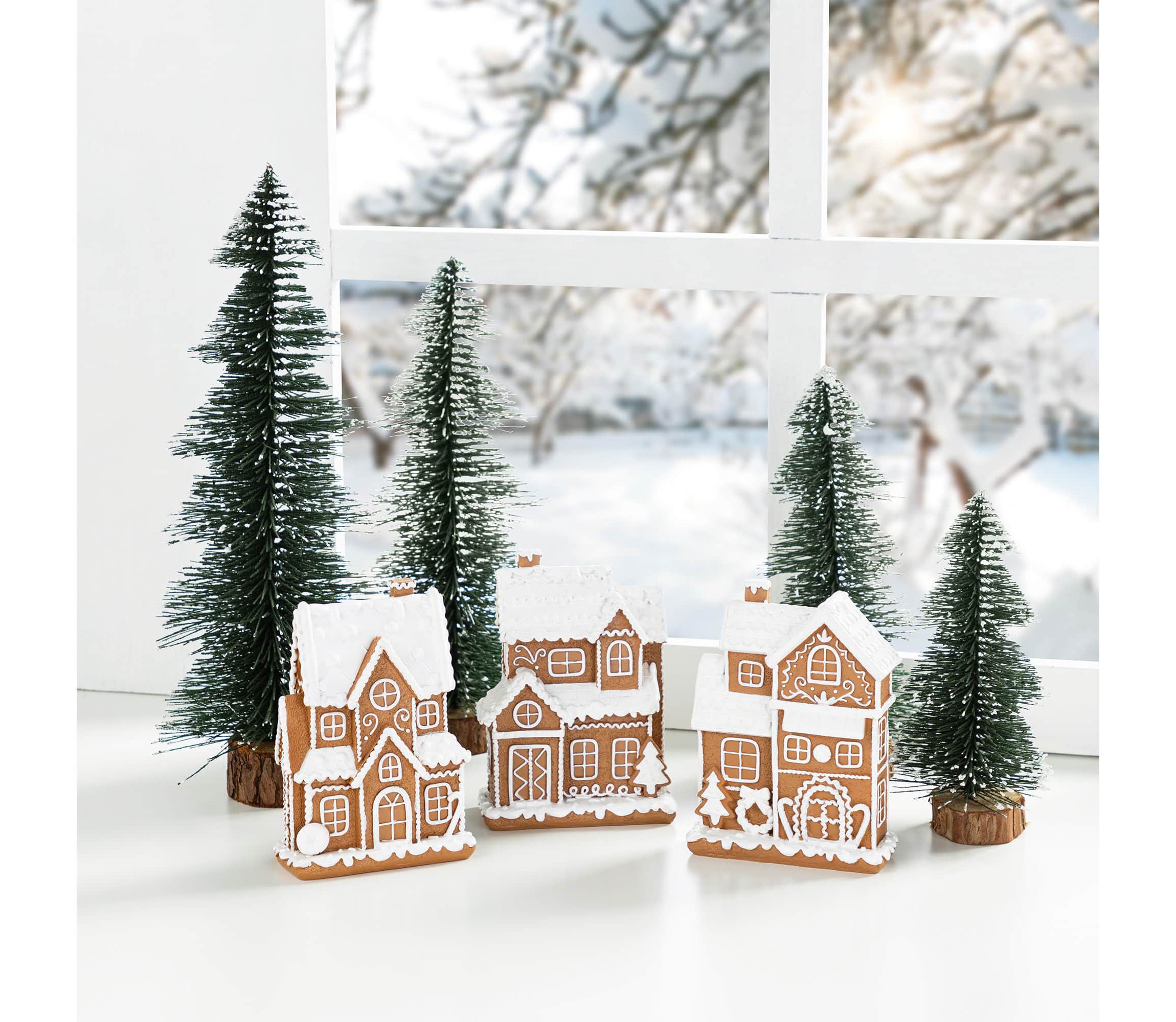5.50"H S/3 Christmas Resin Gingerbread House Table Decor