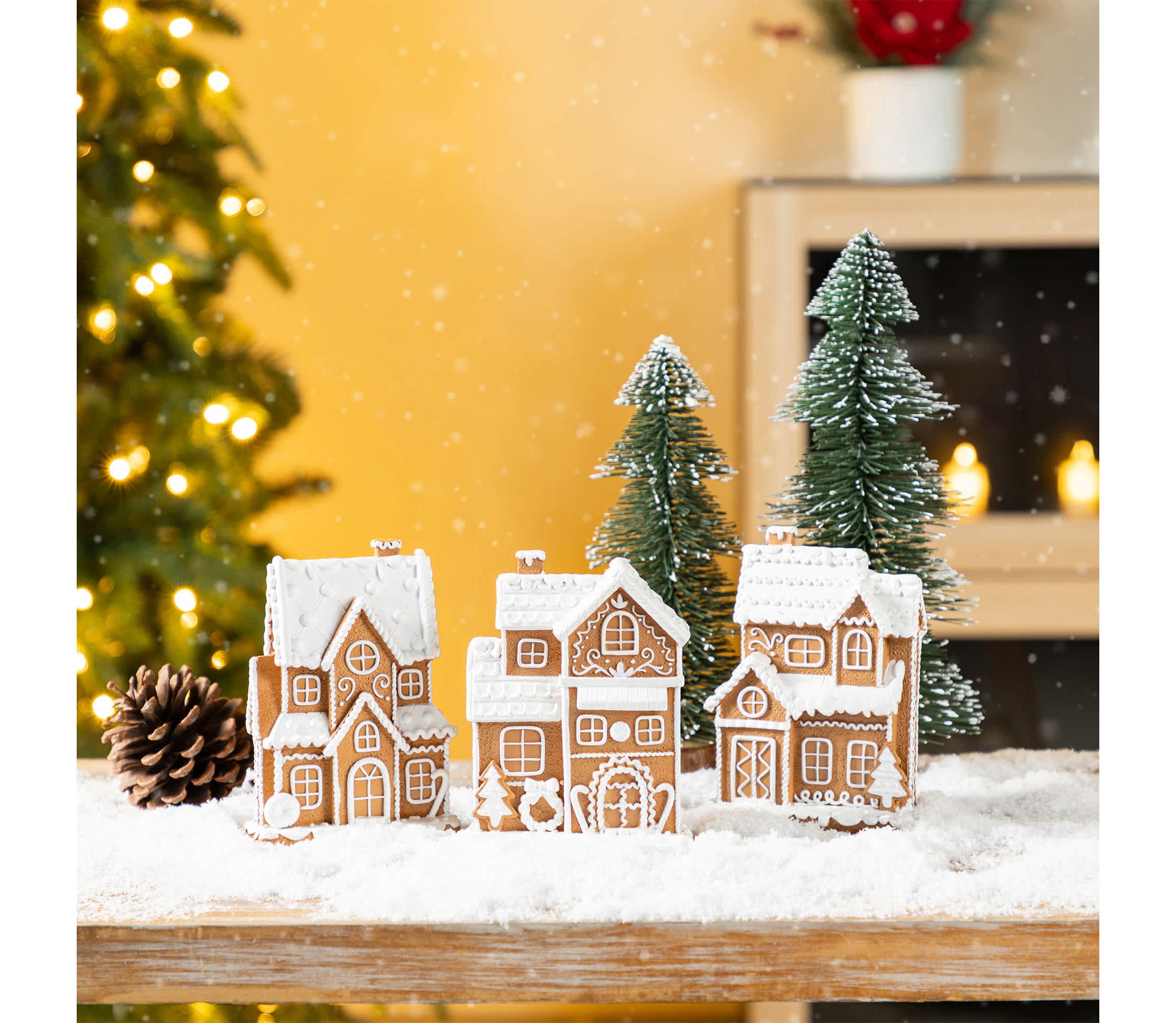 5.50"H S/3 Christmas Resin Gingerbread House Table Decor