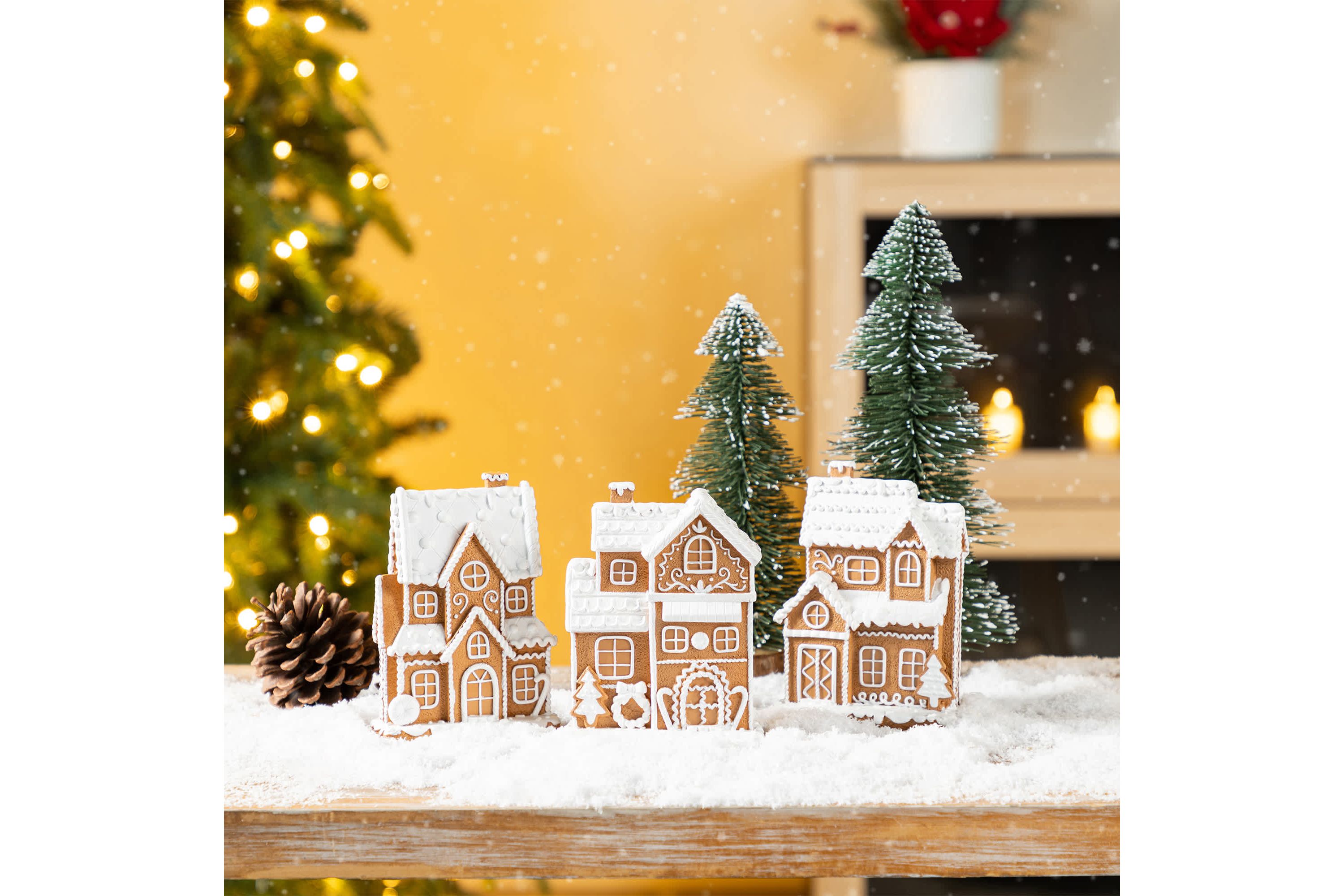 5.50"H S/3 Christmas Resin Gingerbread House Table Decor
