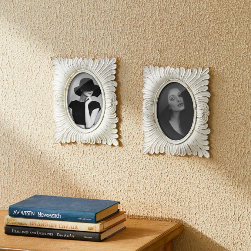 Set of 2  White Ornate Resin Tabletop Picture Frames-4x6