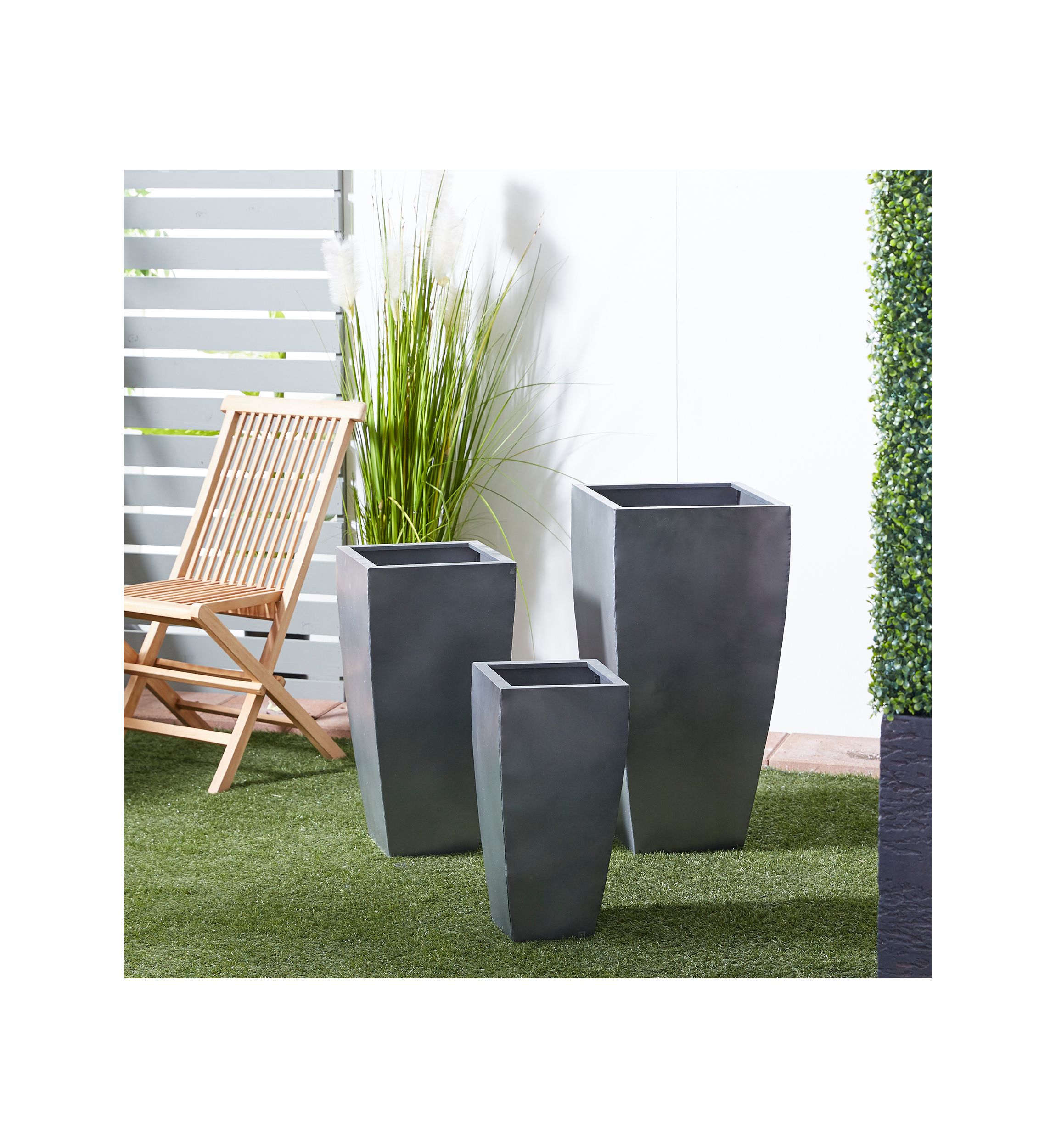 Contemporary Metal Planter - Set of 3