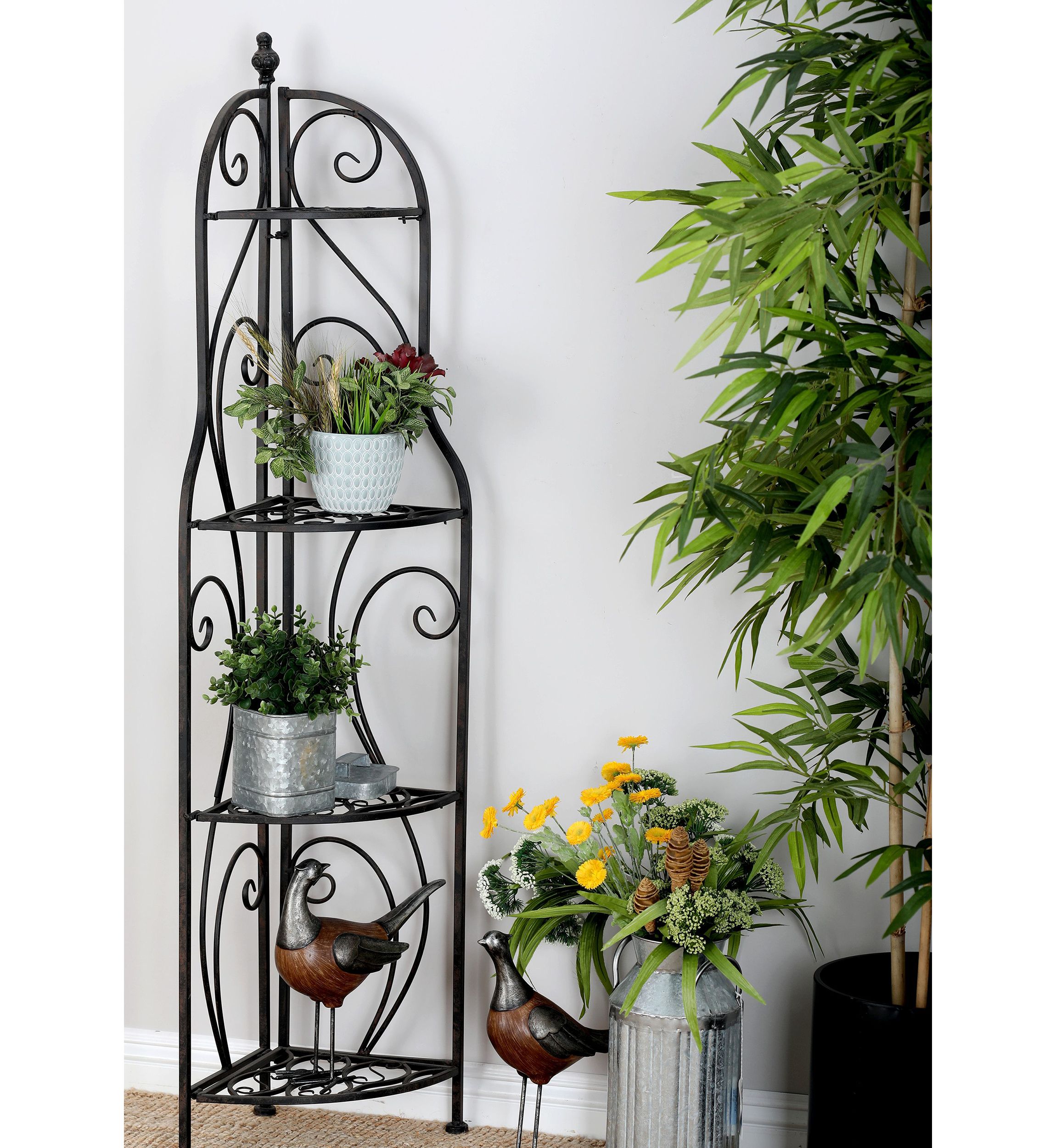 Traditional Metal Bakers Rack