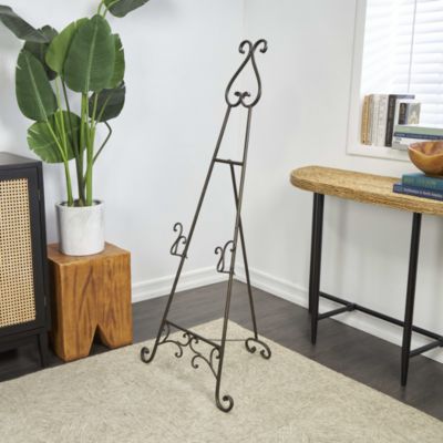 Traditional Metal Easel