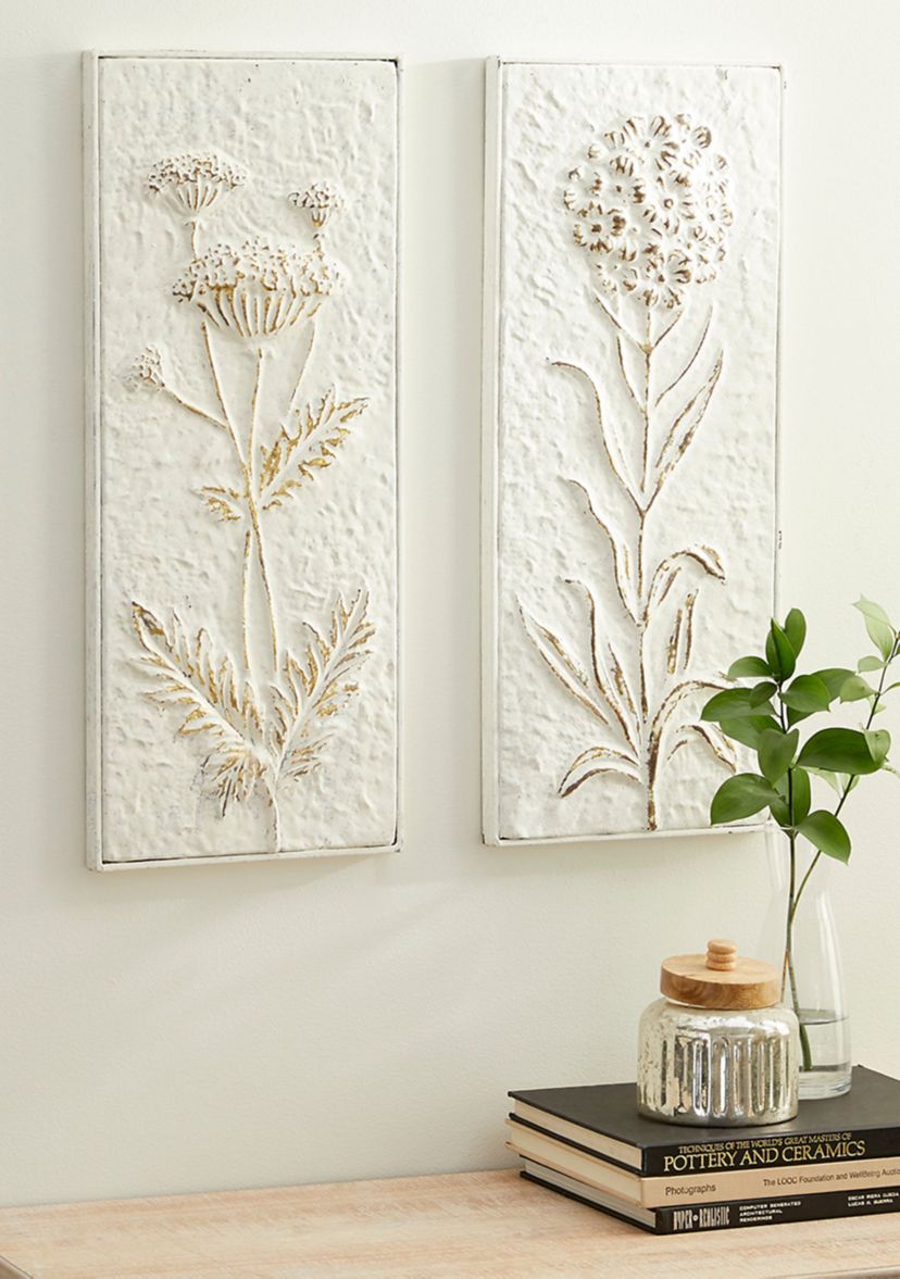 Monroe Lane Farmhouse Metal Wall Decor - Set of 2 | Belk