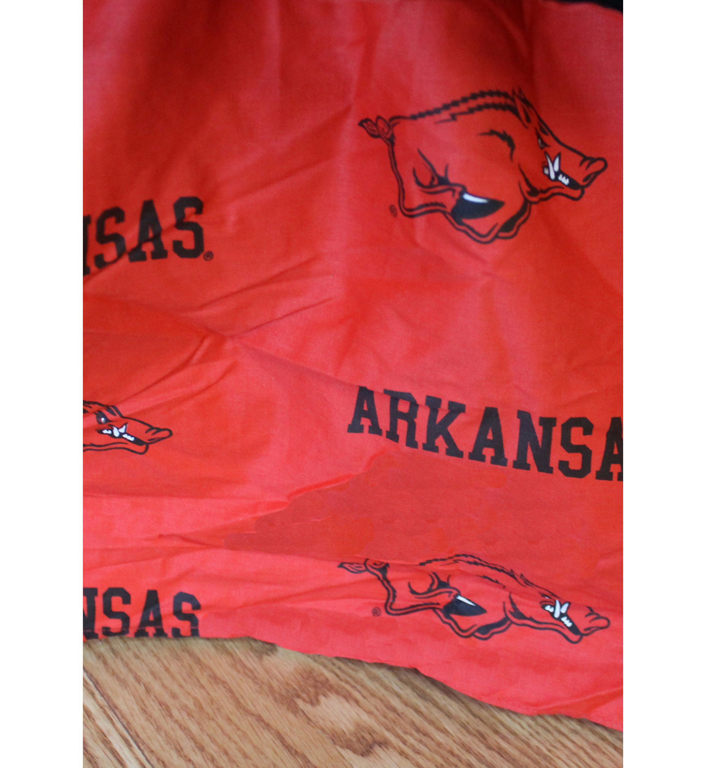 NCAA Arkansas Razorbacks Printed Dust Ruffle