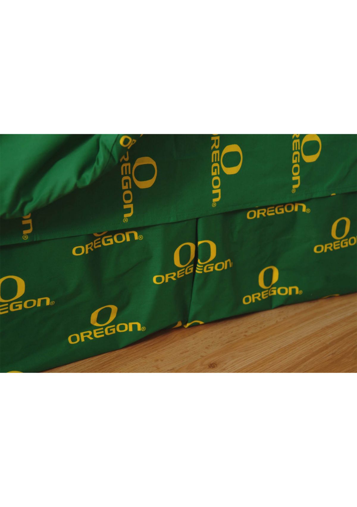 NCAA Oregon Ducks Printed Dust Ruffle