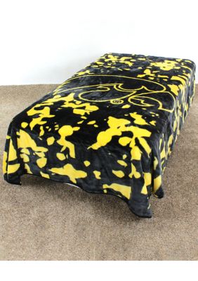 NCAA Iowa Hawkeyes Huge Raschel Throw Blanket