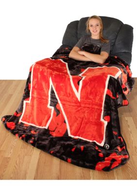 NCAA Nebraska Cornhuskers Huge Raschel Throw Blanket