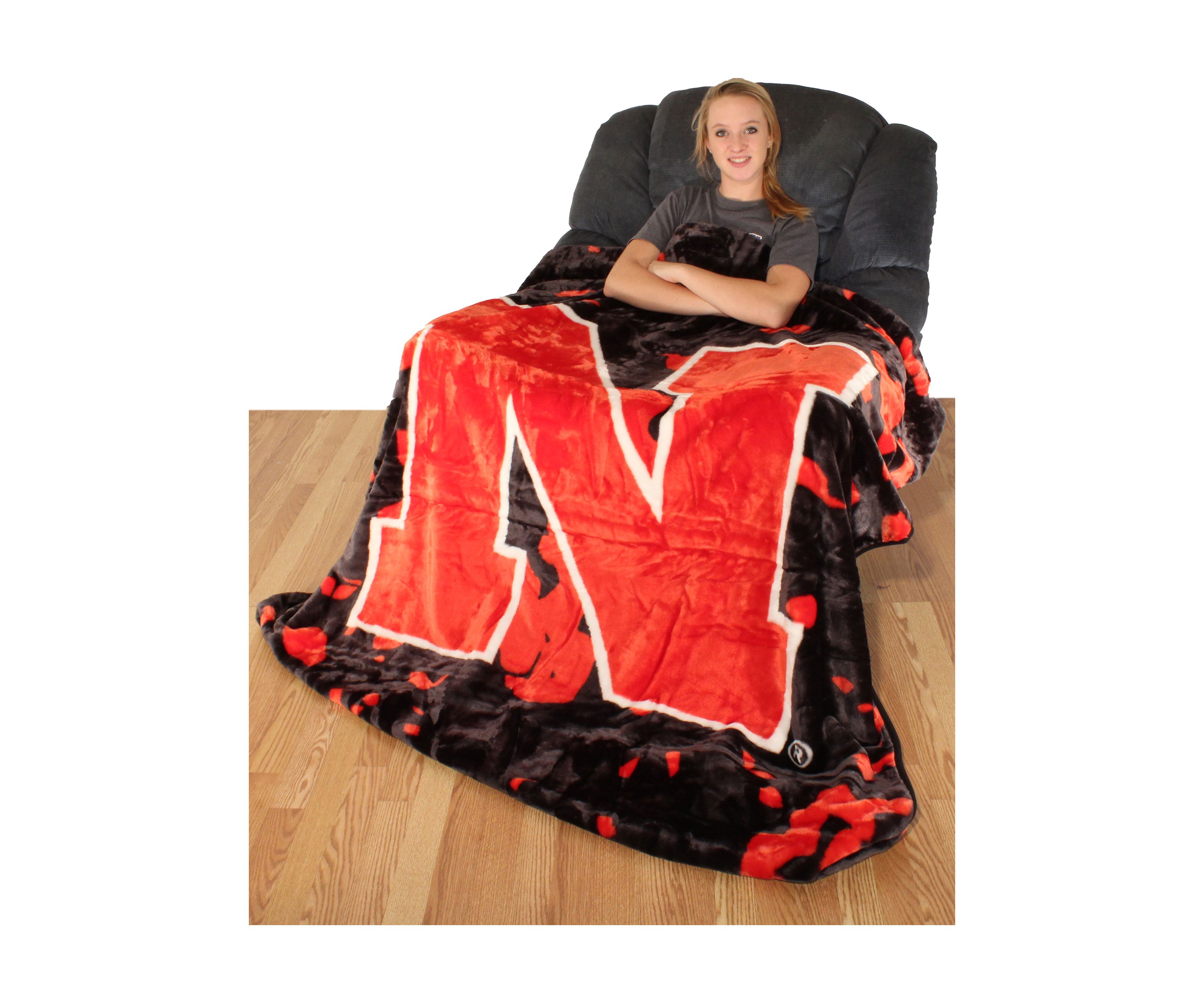 NCAA Nebraska Cornhuskers Huge Raschel Throw Blanket