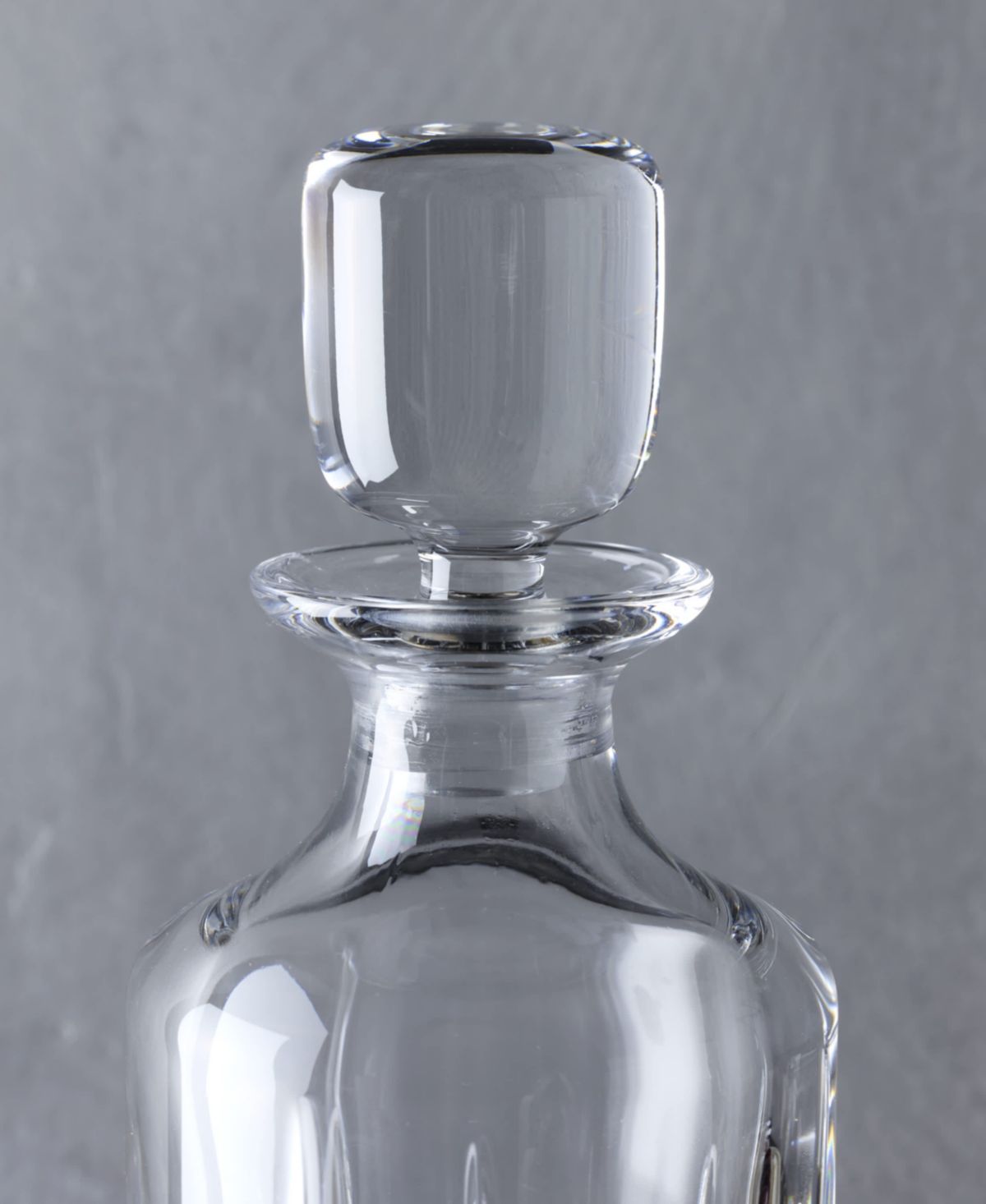 Deklan Decanter with Stopper