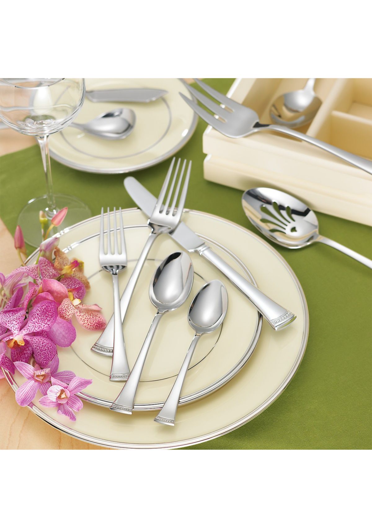 Portola 65-Piece Flatware Set