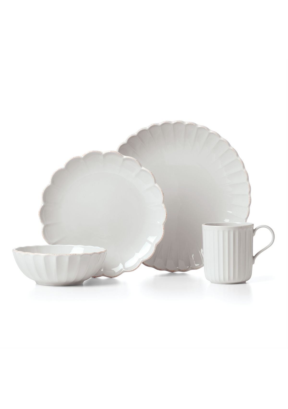 French Perle Scallop 4-Piece Place Setting
