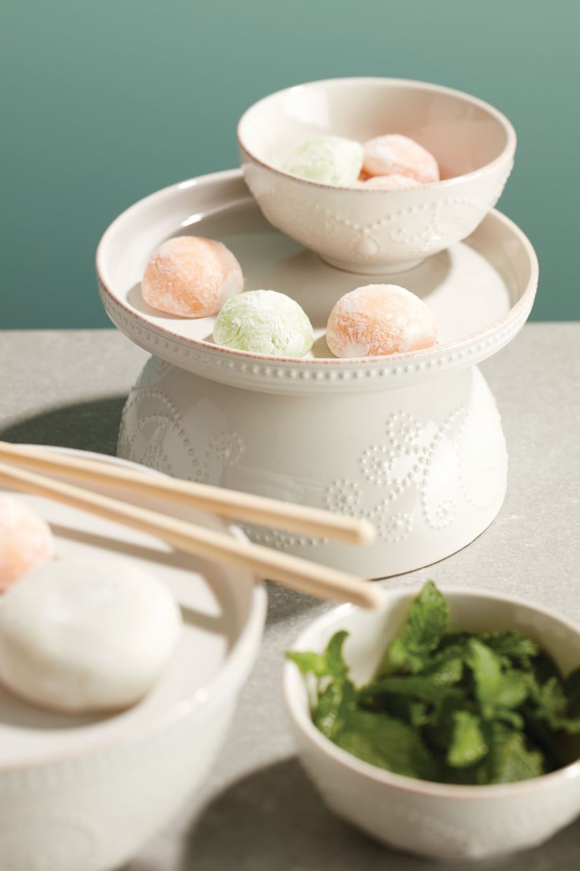 French Perle Luna 8-Piece Nesting Dinnerware Set