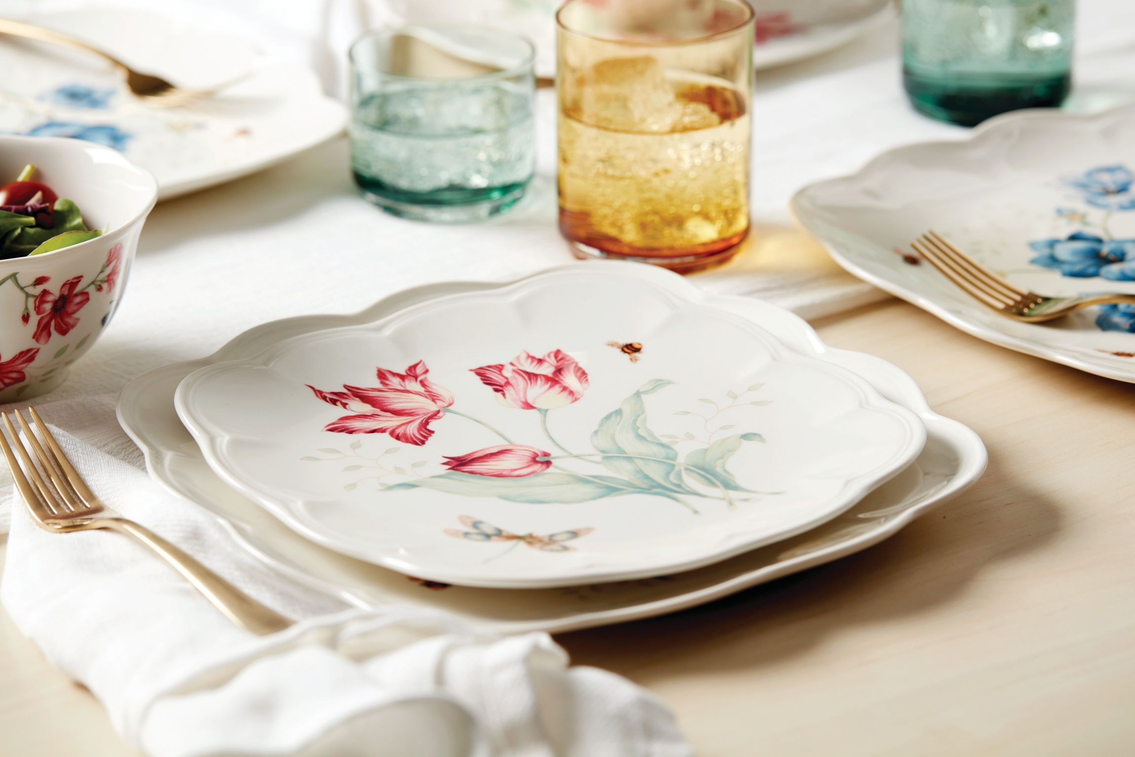 Butterfly Meadow Square 4-Piece Accent Plates