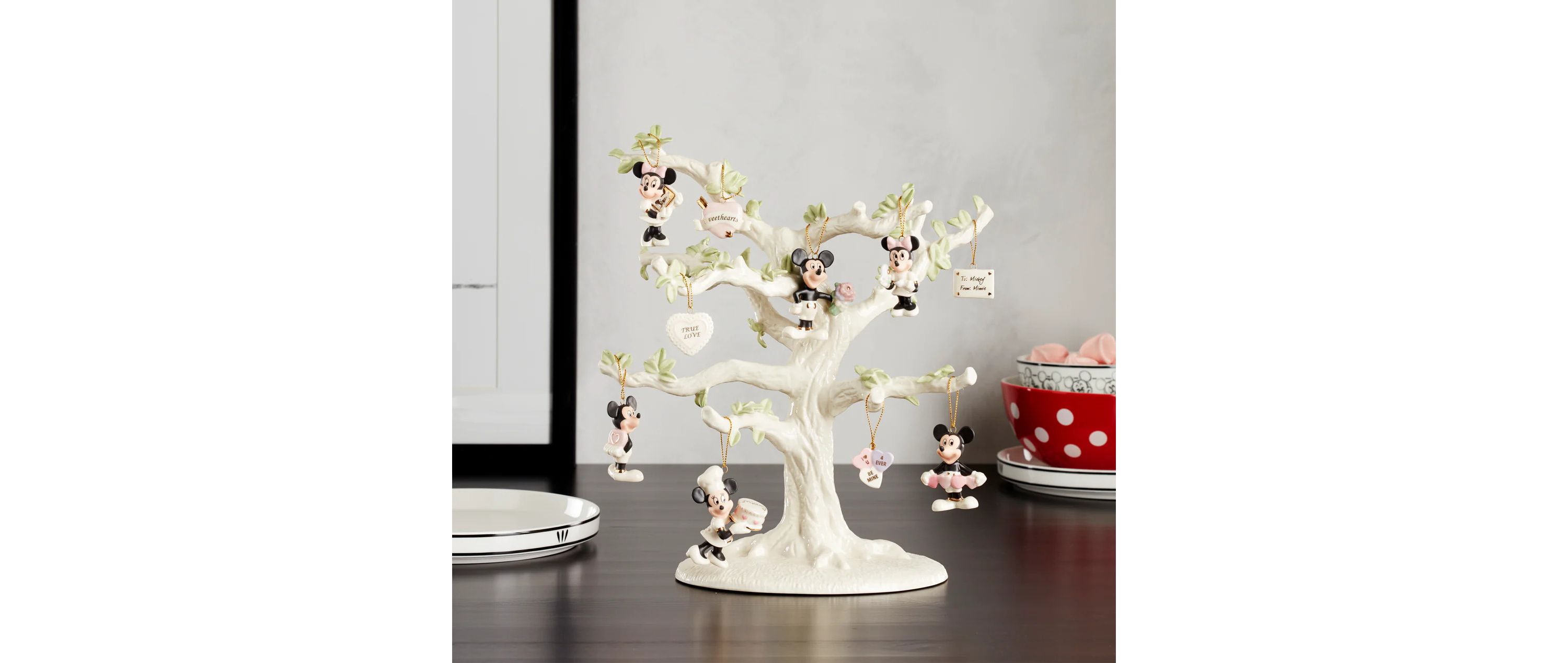 Disney Romantic Moments 10-Piece Mini Ornament Set